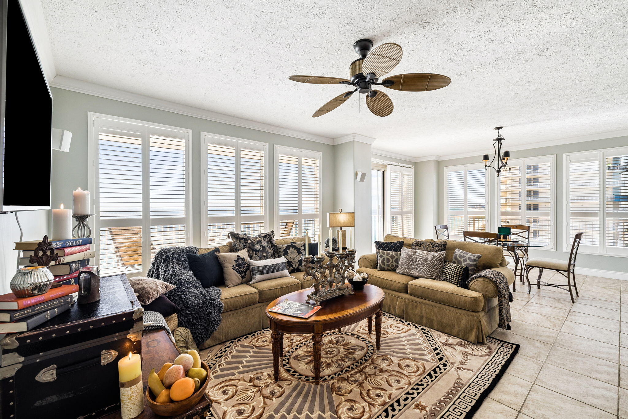 TREASURE ISLAND - Residential