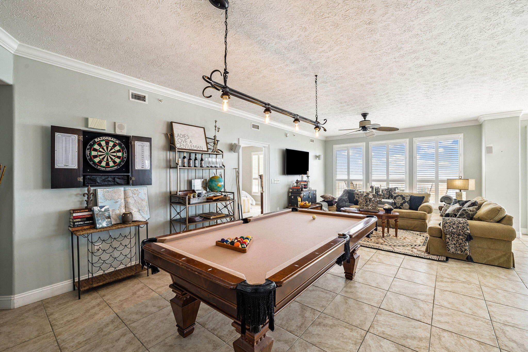 TREASURE ISLAND - Residential