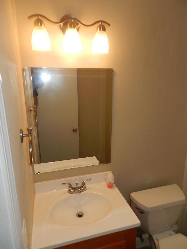 MARY ESTHER MANOR 1ST ADDN - Residential