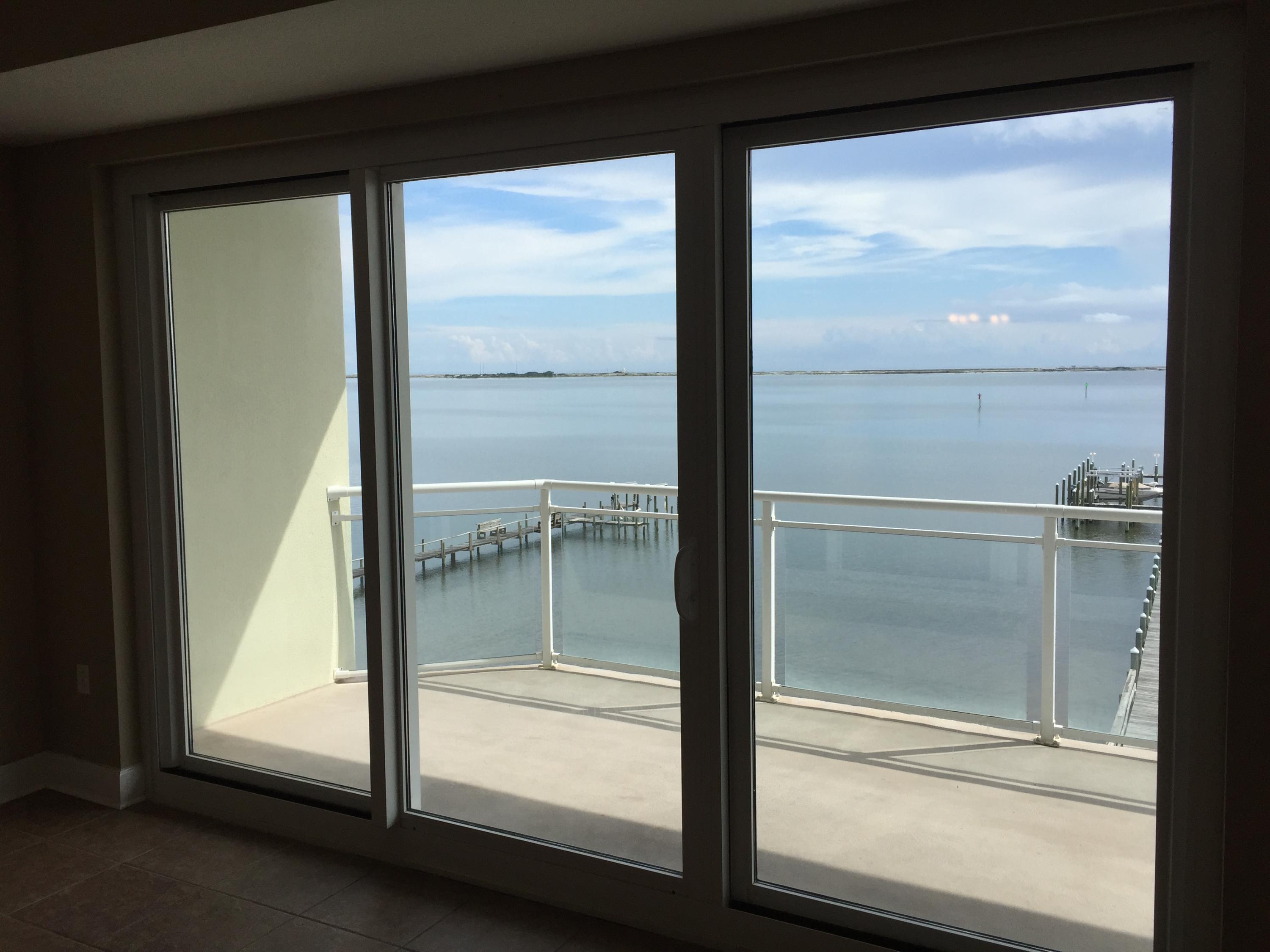 Pier 23 @ Navarre Landing - Residential