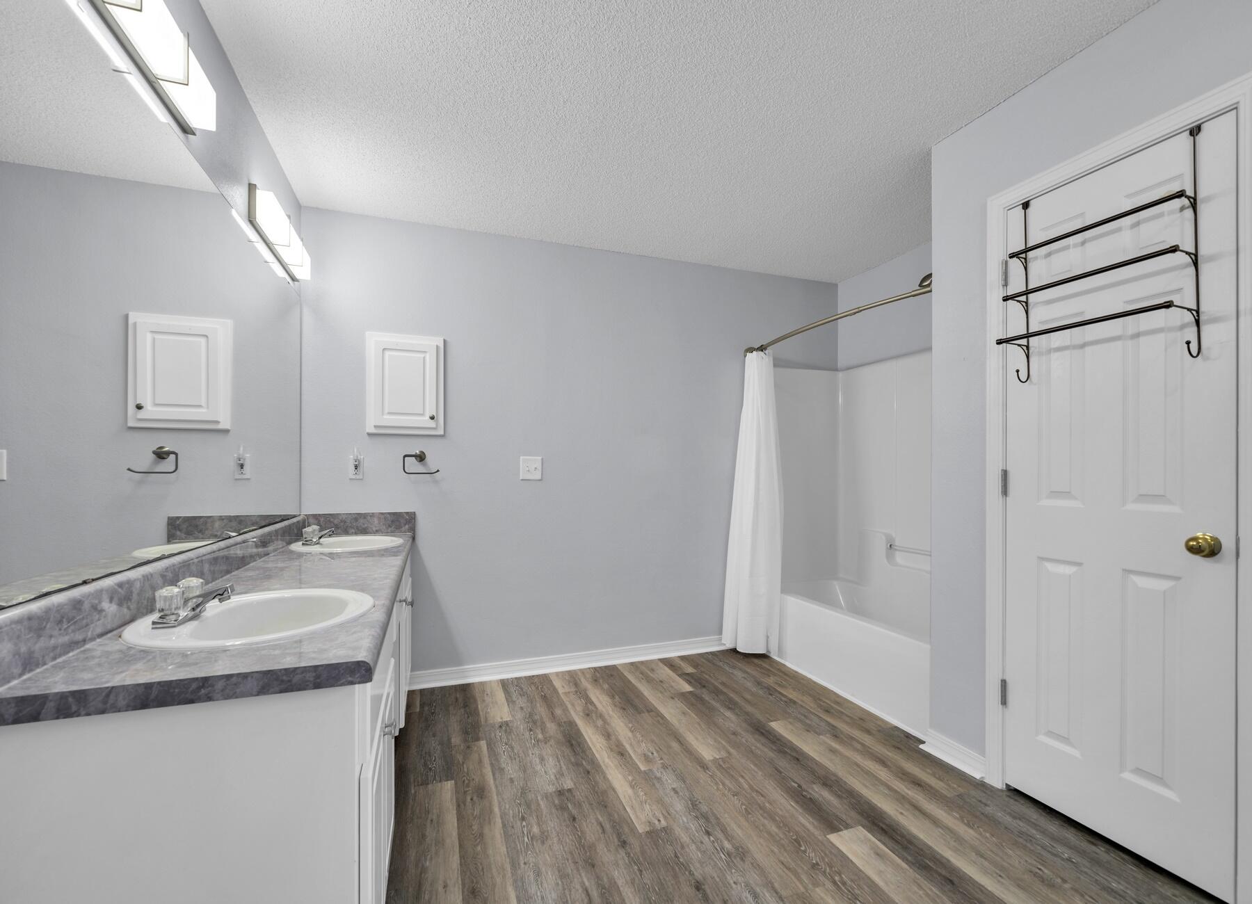 EMERALD VILLAGE PH I LOT 9 BLK D - Residential Lease