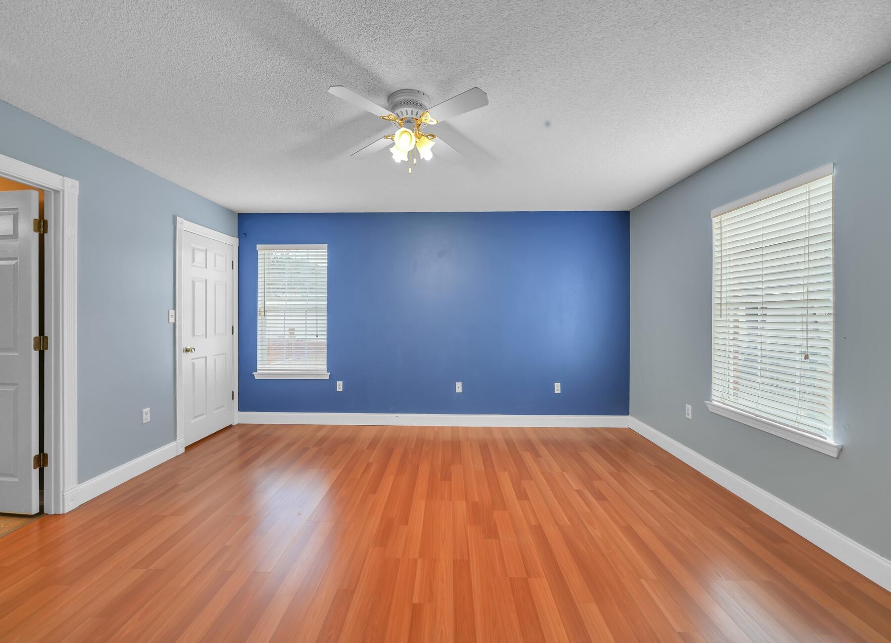 EMERALD VILLAGE PH I LOT 9 BLK D - Residential Lease