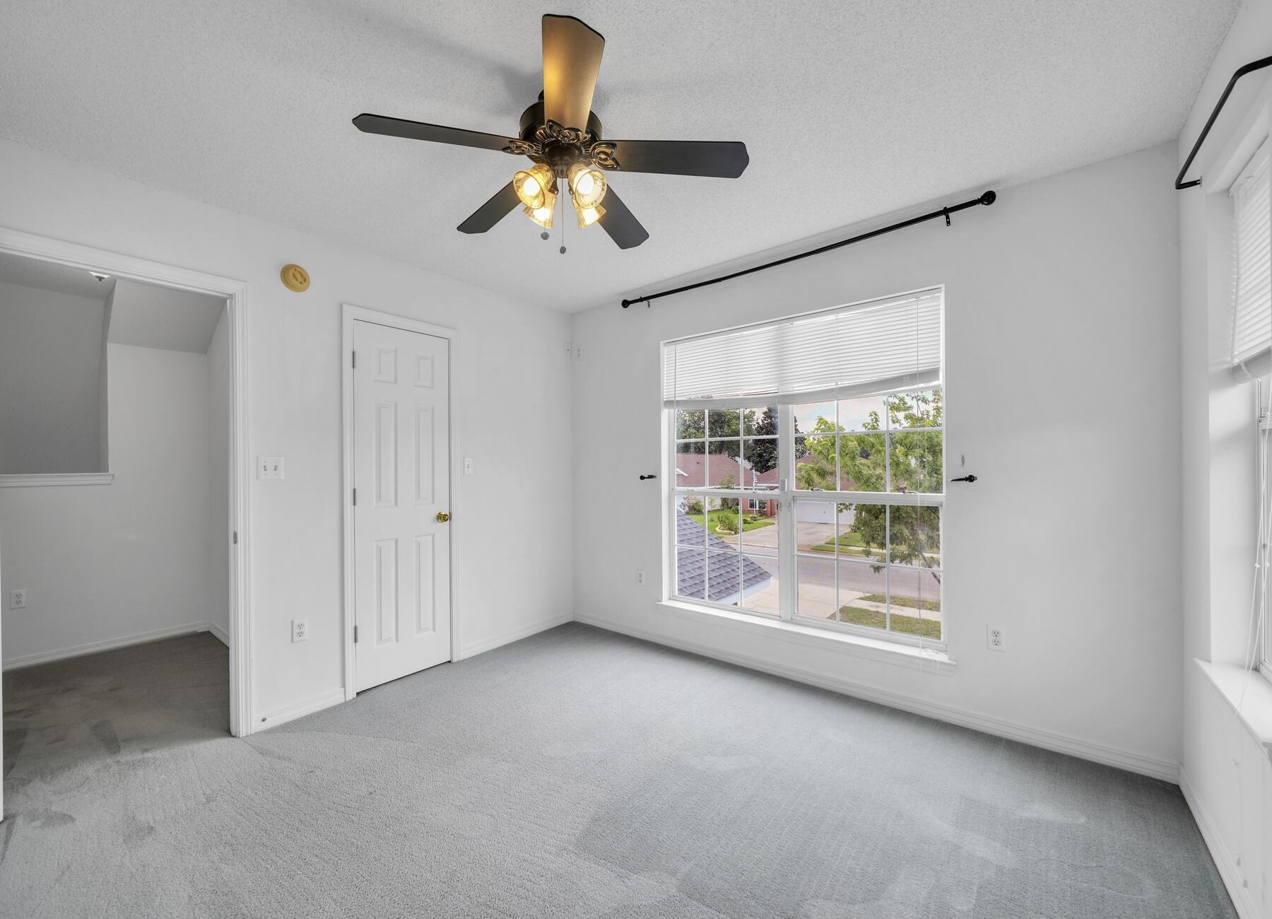 EMERALD VILLAGE PH I LOT 9 BLK D - Residential Lease