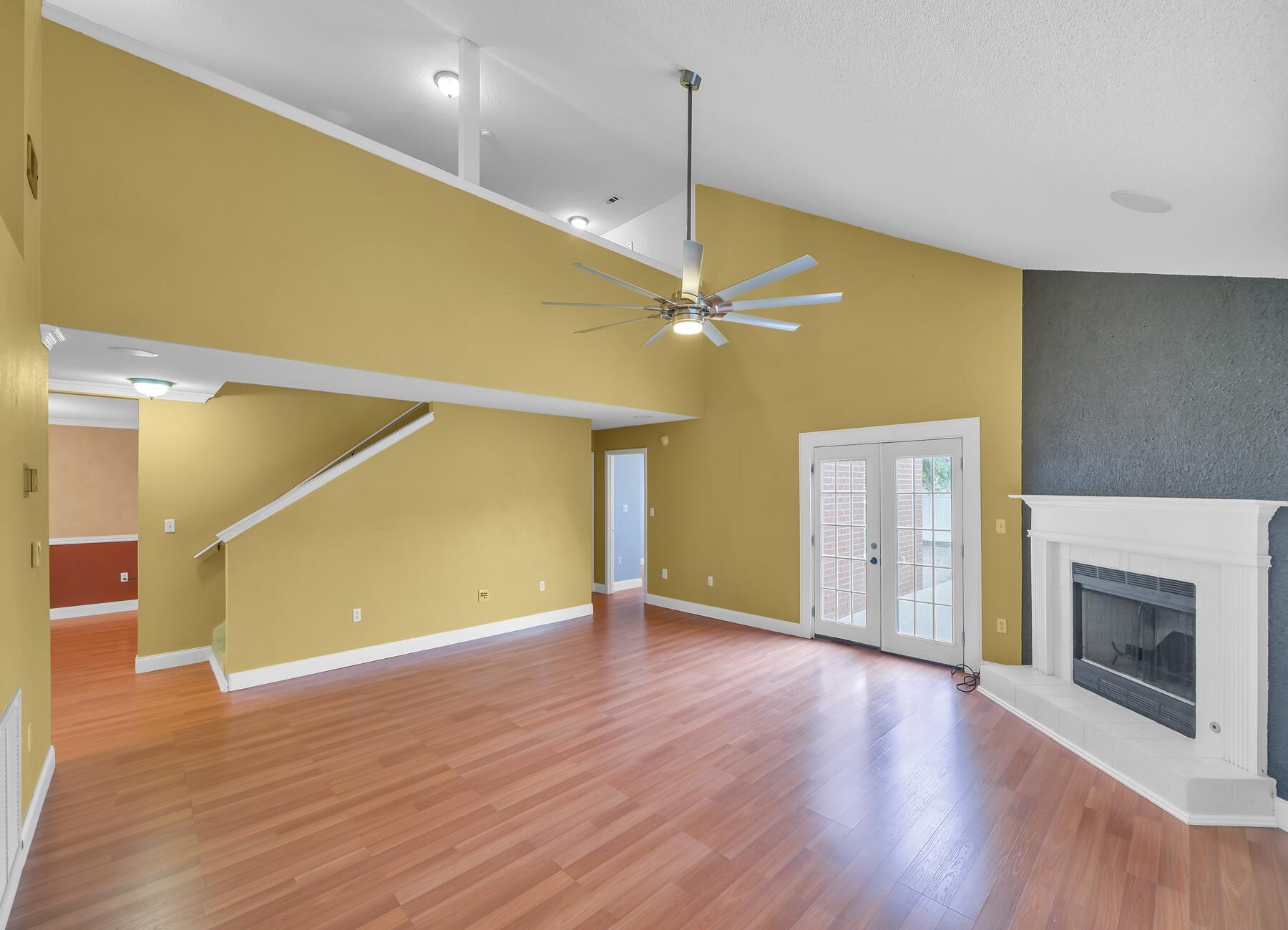 EMERALD VILLAGE PH I LOT 9 BLK D - Residential Lease