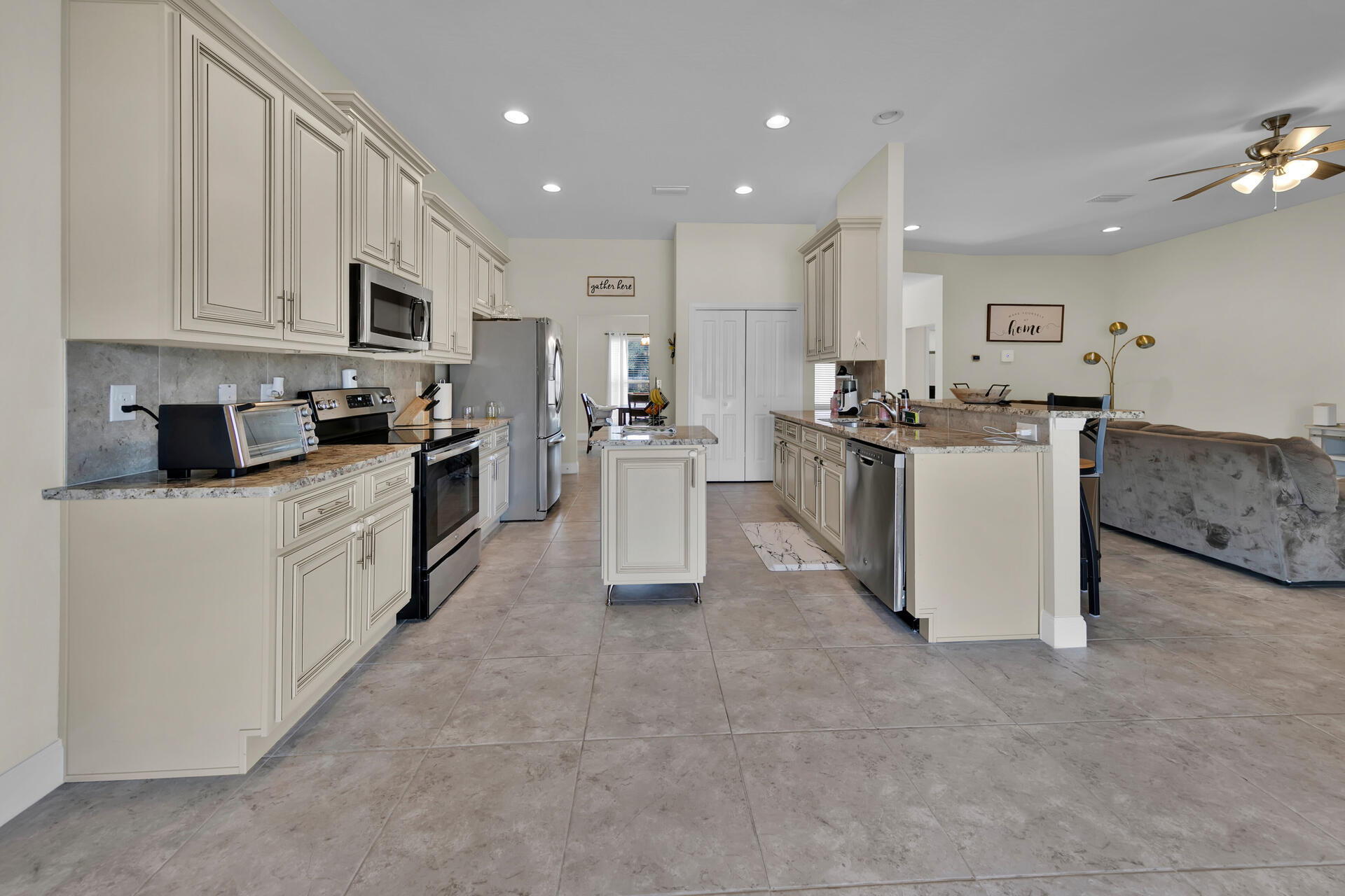 CHANAN ESTATES 1ST ADDN - Residential