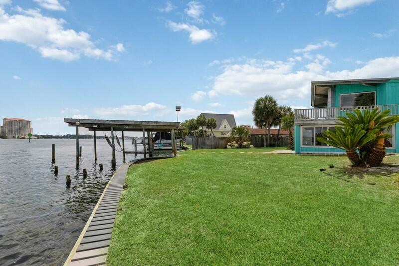 OKALOOSA ISLAND RESD (242203.00) - Residential