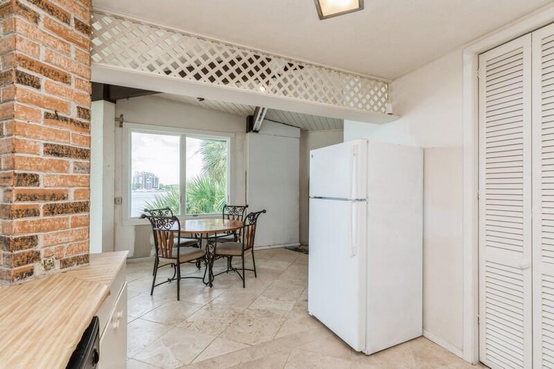 OKALOOSA ISLAND RESD (242203.00) - Residential