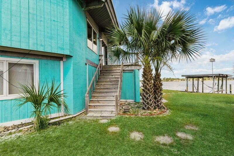 OKALOOSA ISLAND RESD (242203.00) - Residential