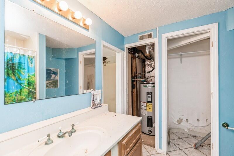 OKALOOSA ISLAND RESD (242203.00) - Residential