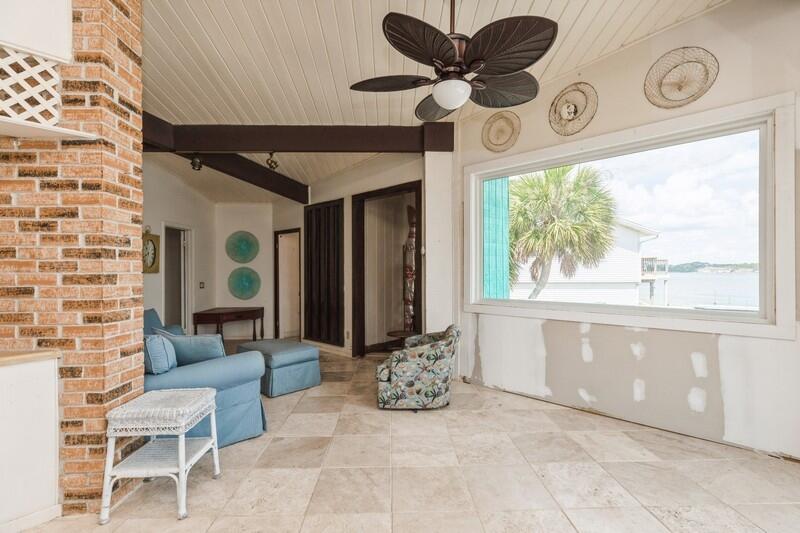 OKALOOSA ISLAND RESD (242203.00) - Residential