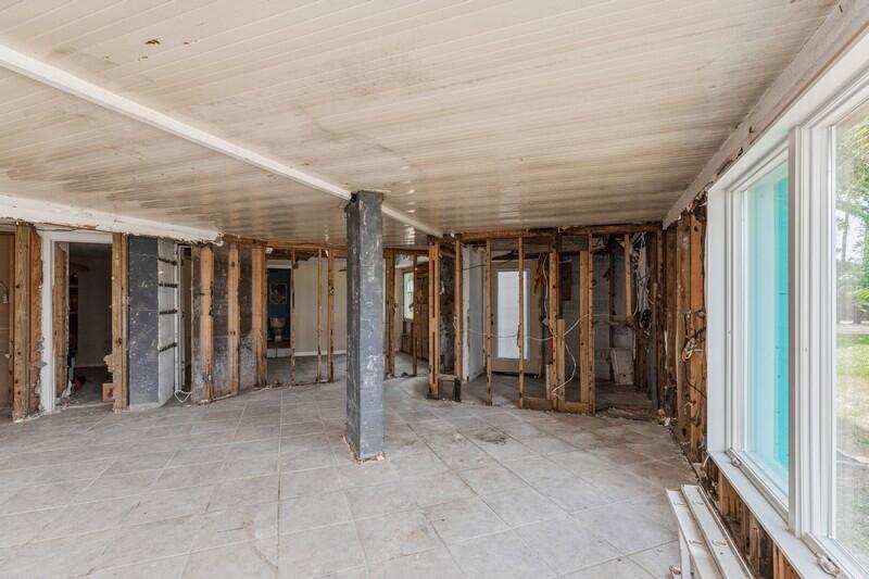 OKALOOSA ISLAND RESD (242203.00) - Residential