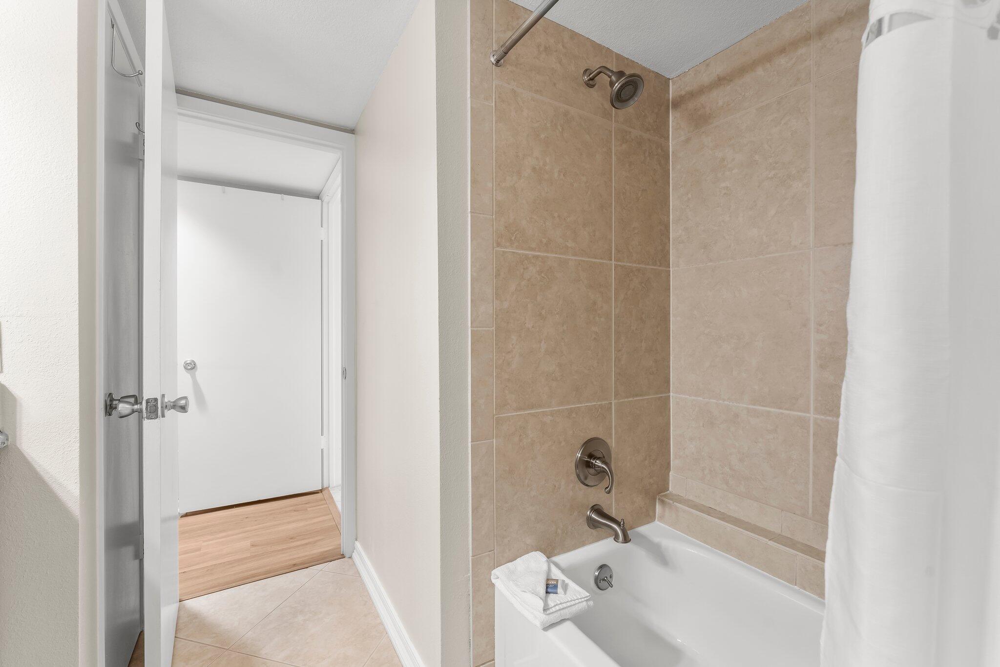 BEACHWALK VILLAS PH 03 - Residential Lease