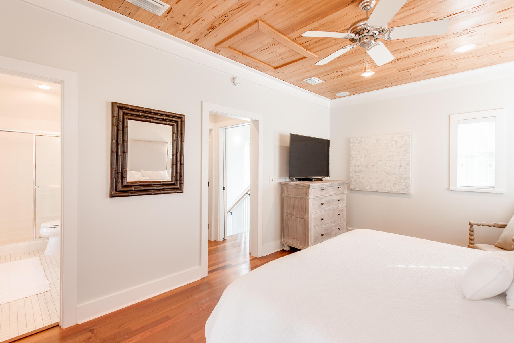 MAGNOLIA COTTAGES - Residential