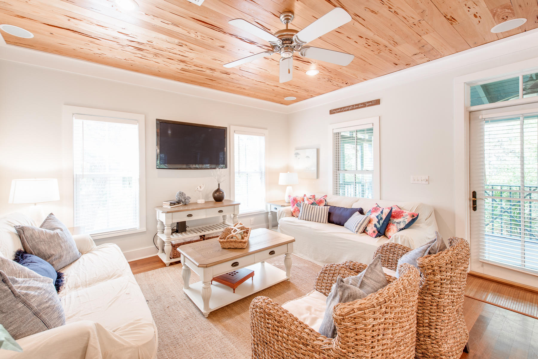 MAGNOLIA COTTAGES - Residential