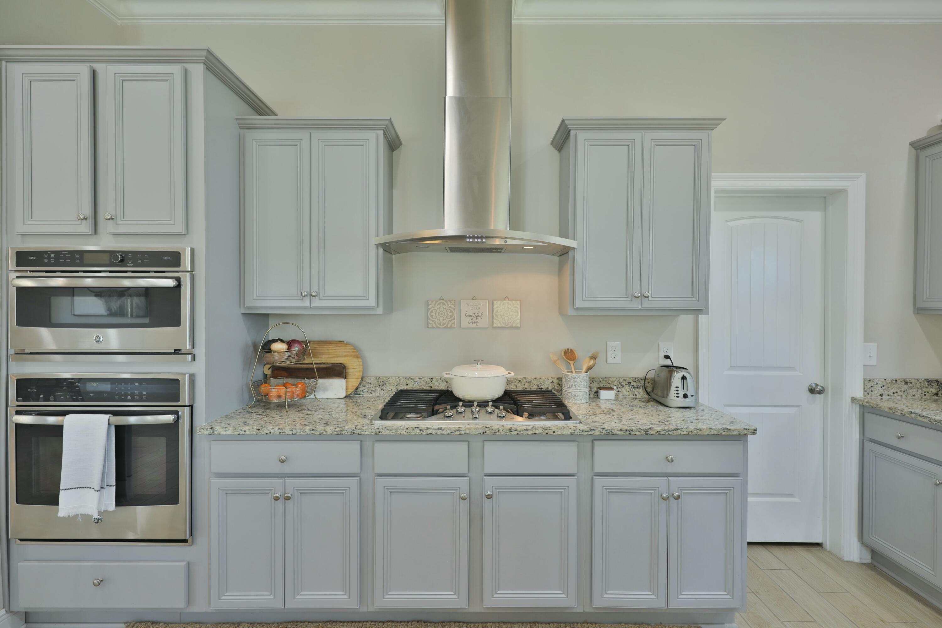 Mussett Bayou Manor - Residential