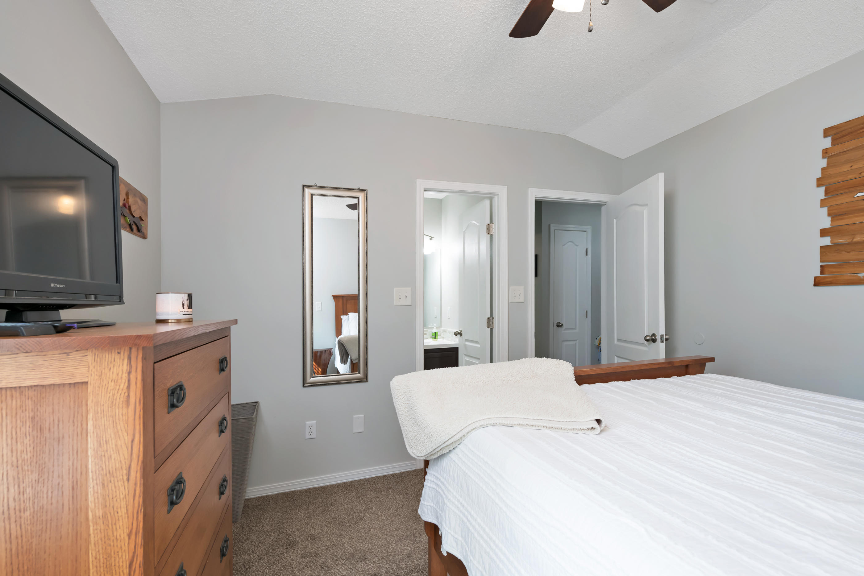 FOX DEN VILLAGES PHASE III - Residential