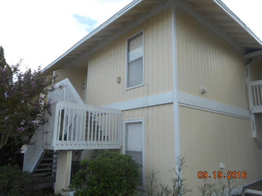 REO. One Bedroom unit with nice view of the golf course and the canal. Includes washer and dryer.