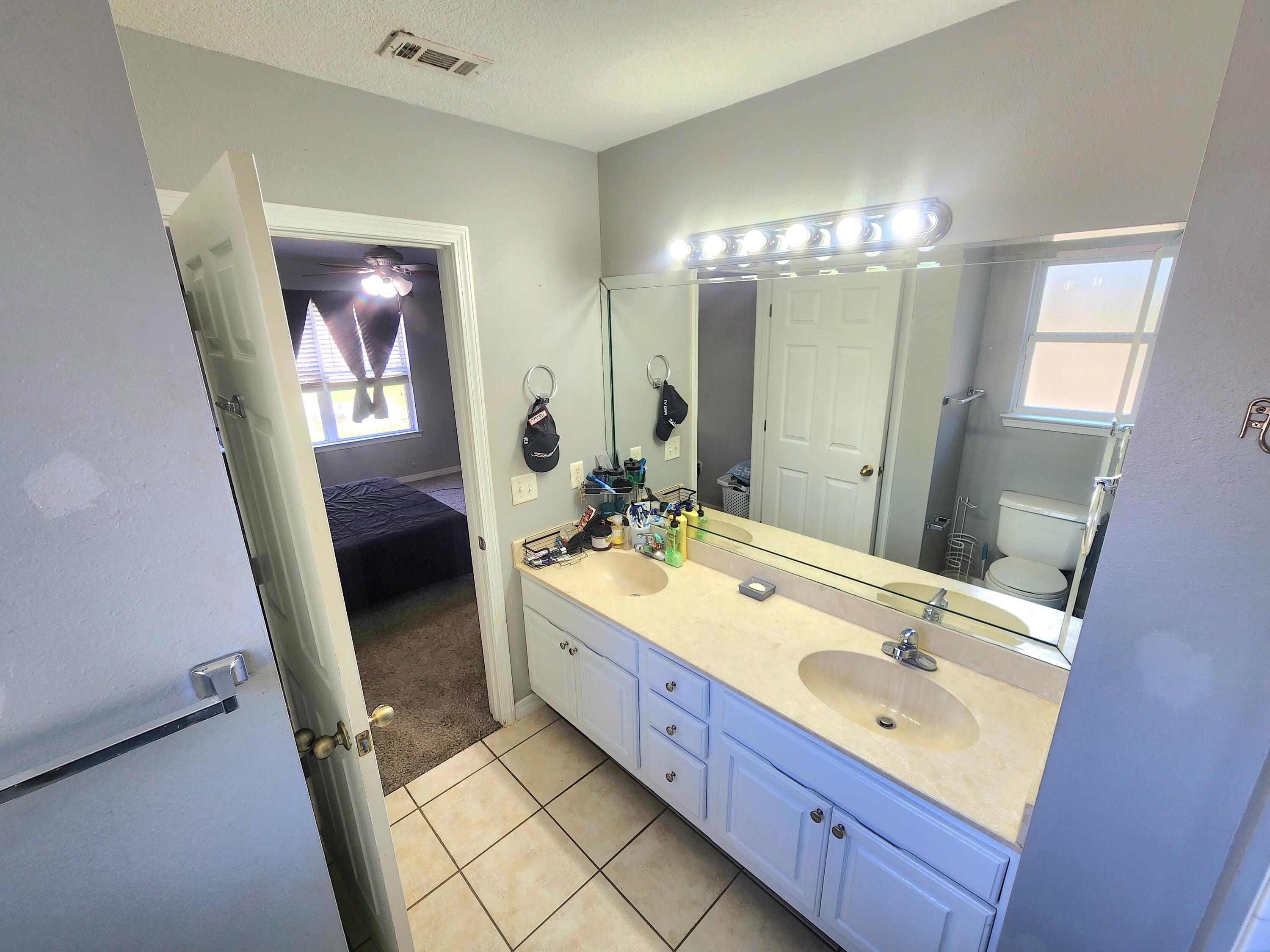 MCLAUGHLIN & HARRIS - Residential