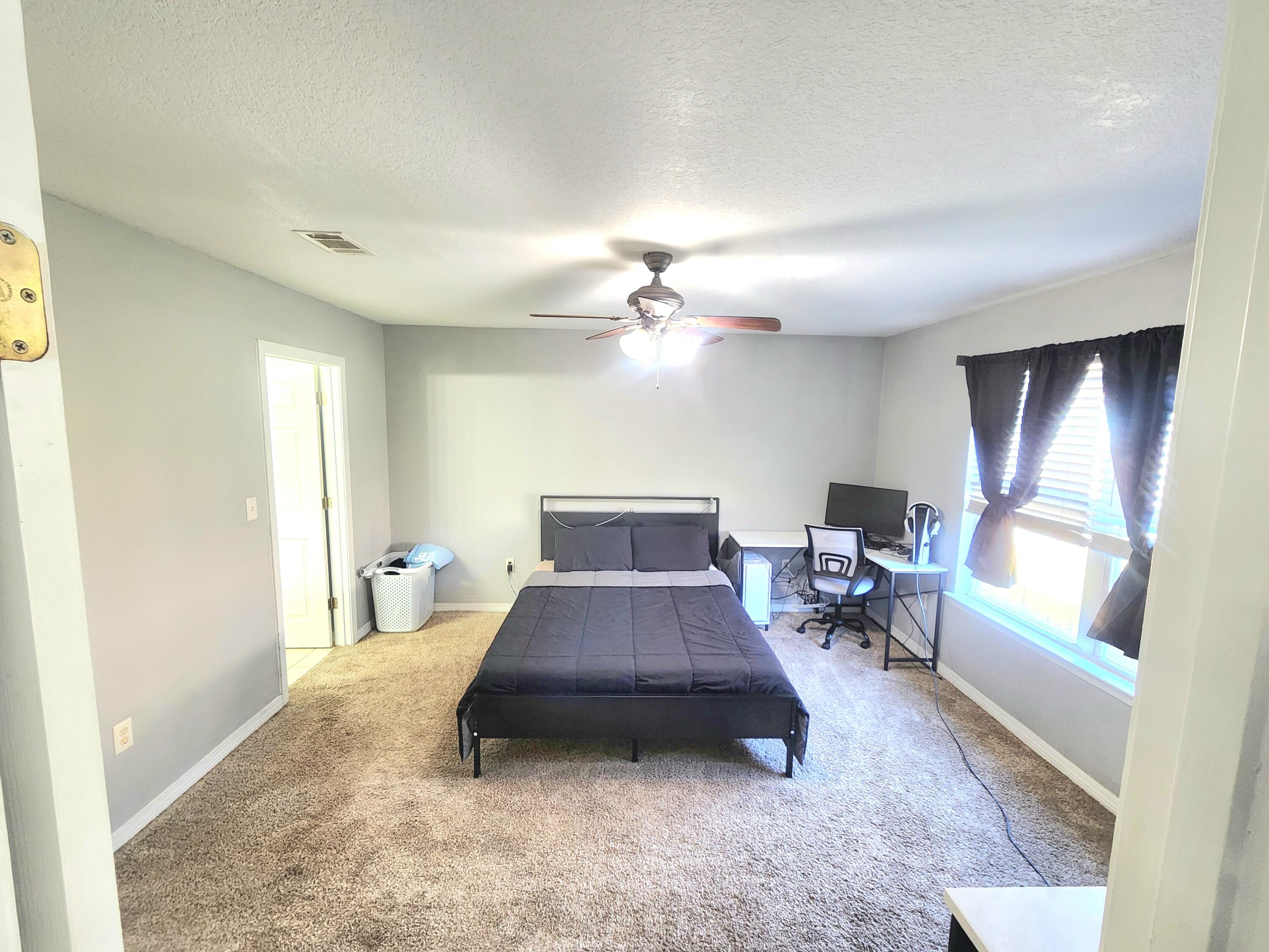 MCLAUGHLIN & HARRIS - Residential