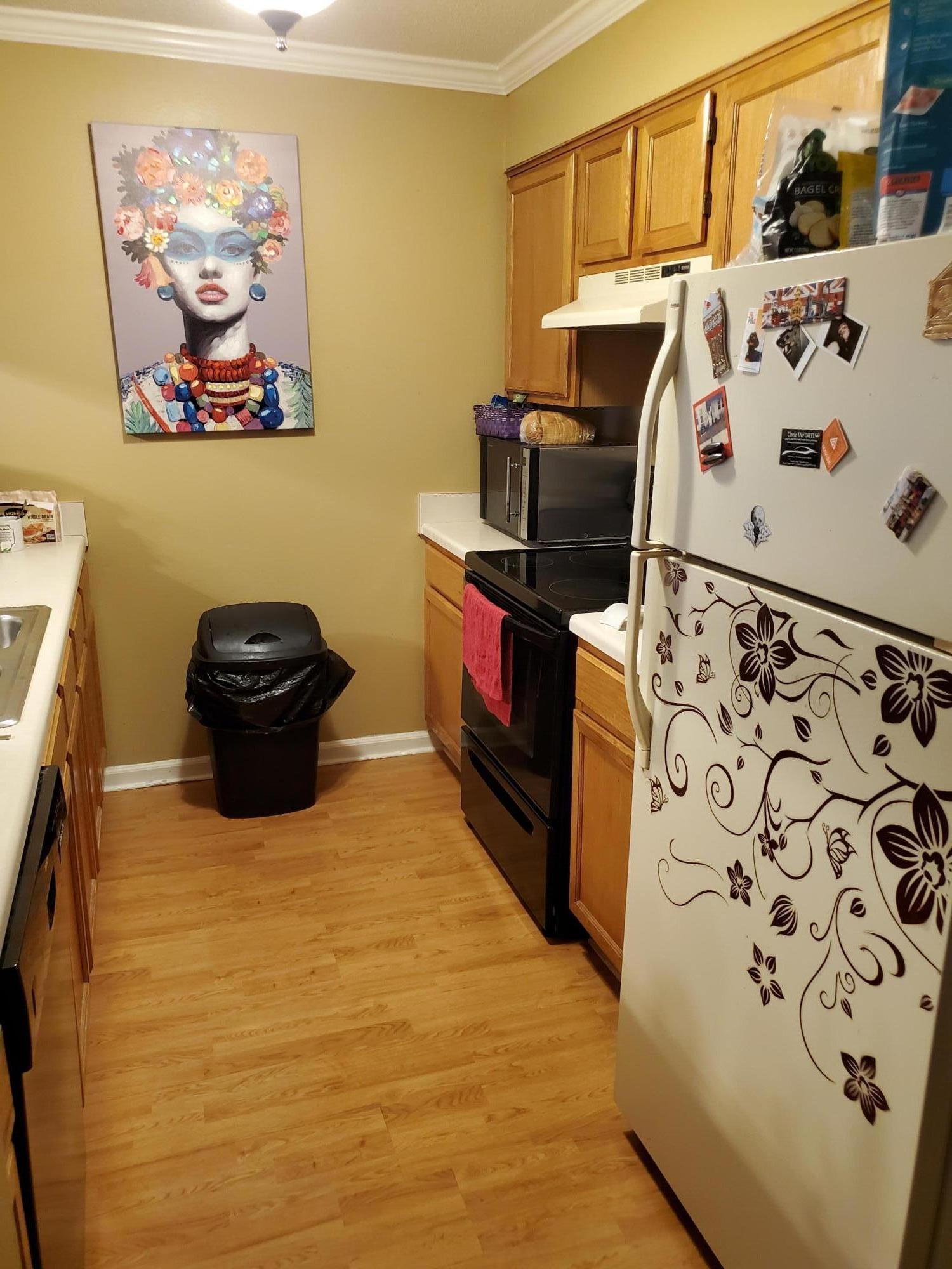 Pointe of View Condos. - Residential