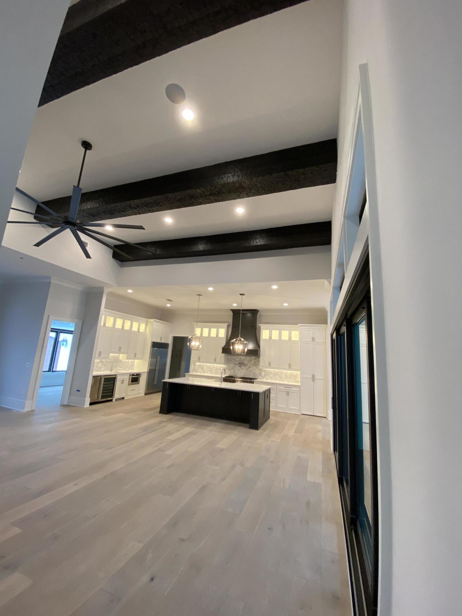 BURNT PINE - Residential