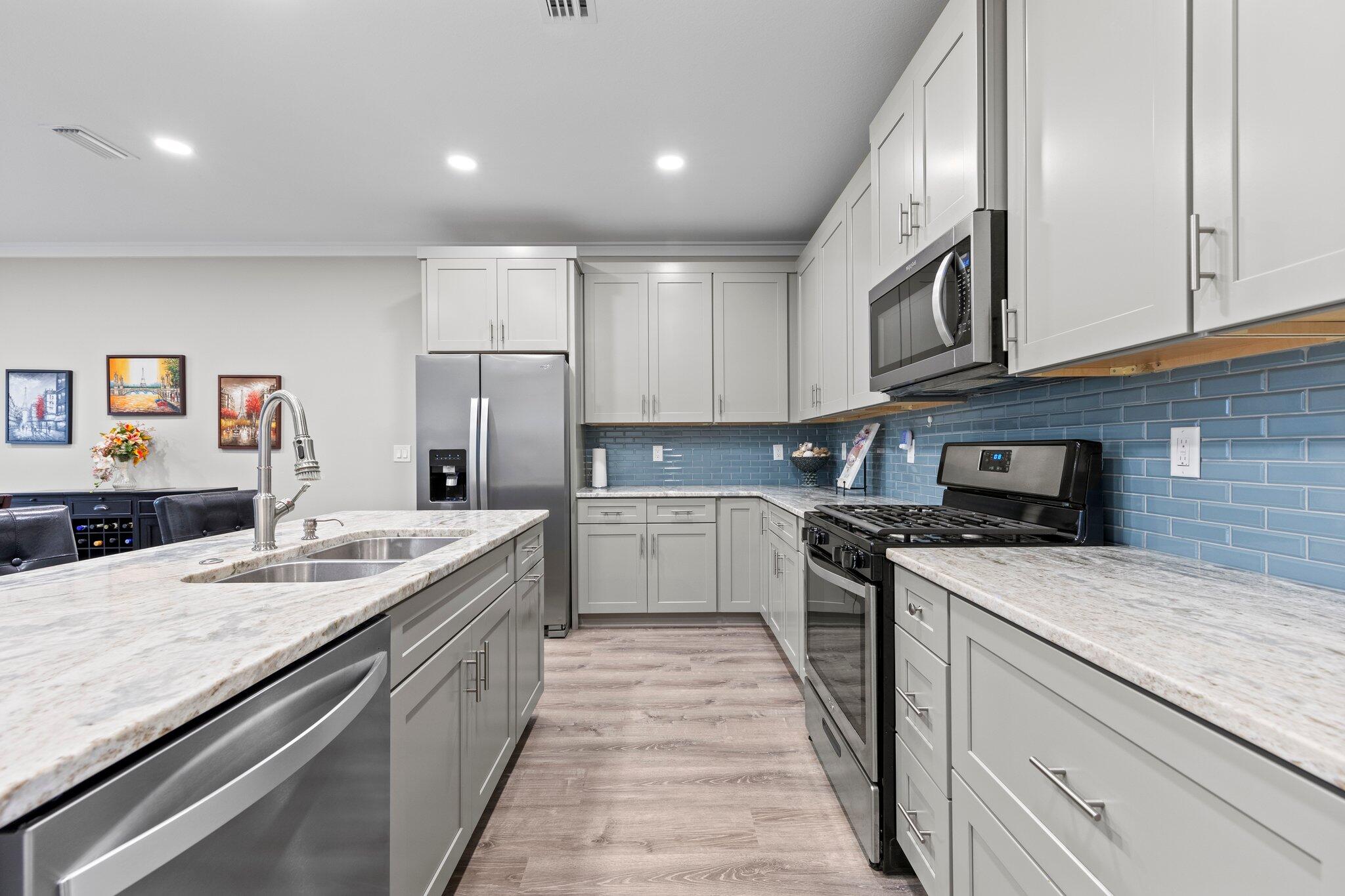 Praiseworthy Drive - Residential