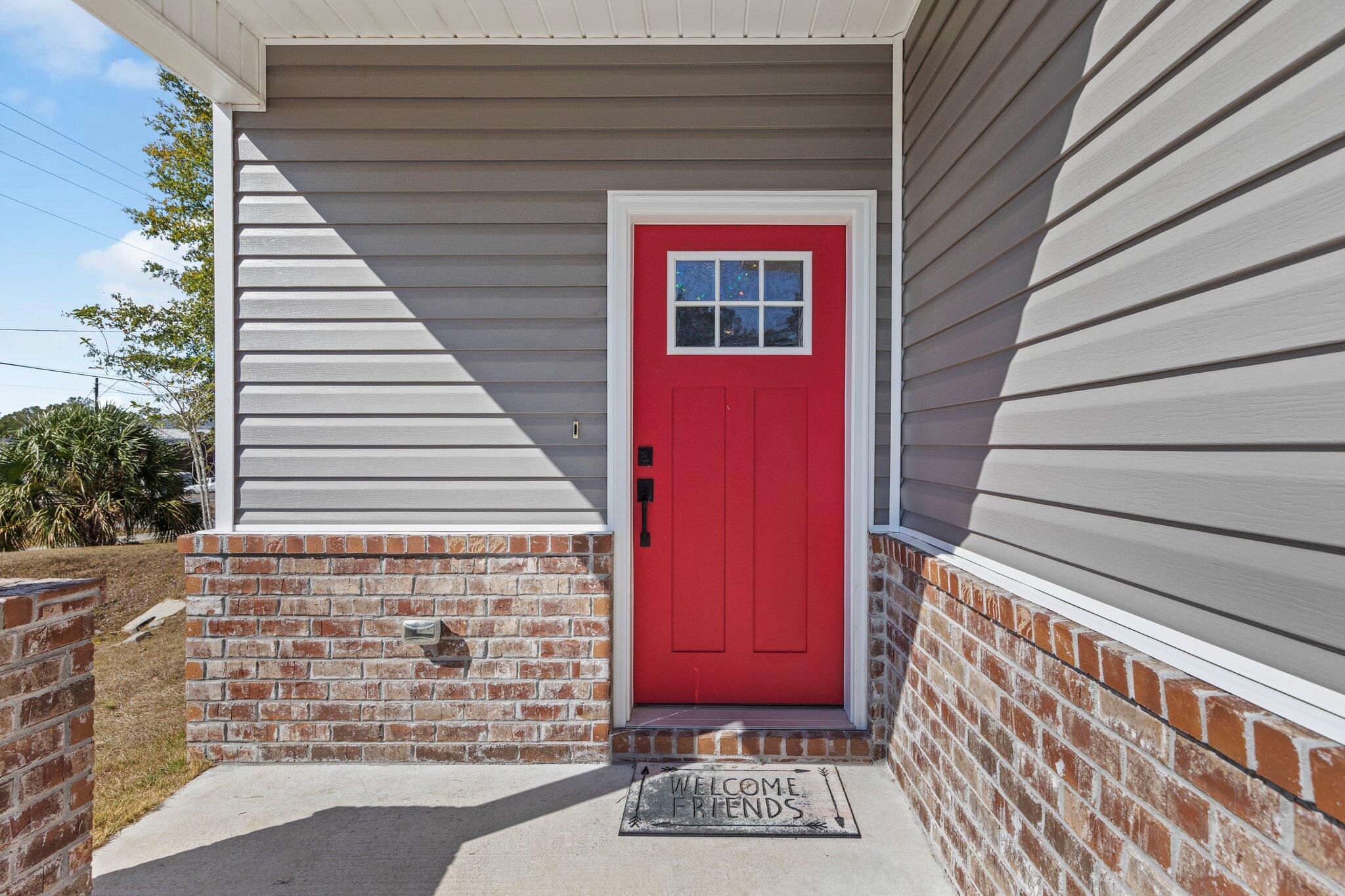 Praiseworthy Drive - Residential