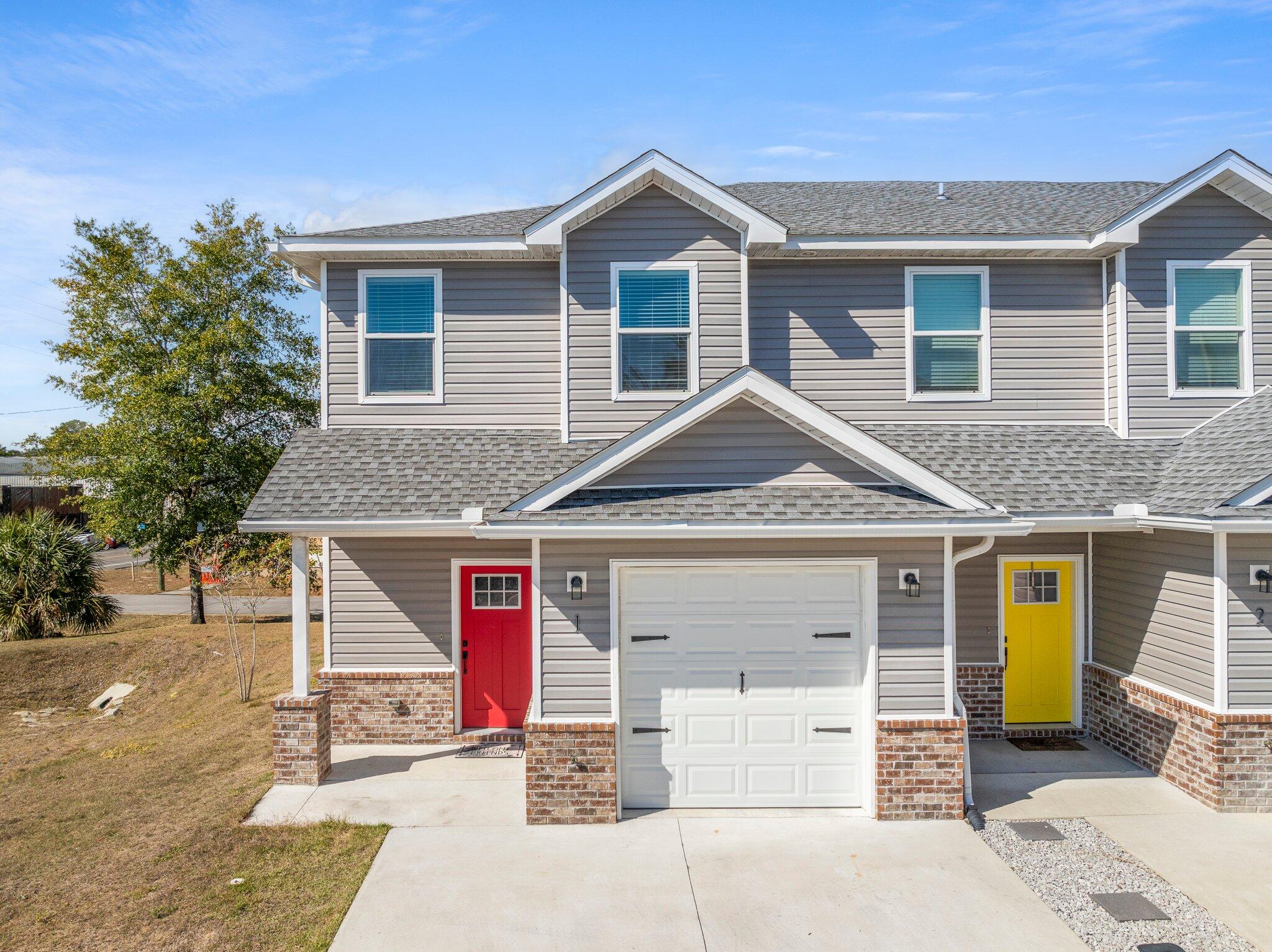 Praiseworthy Drive - Residential