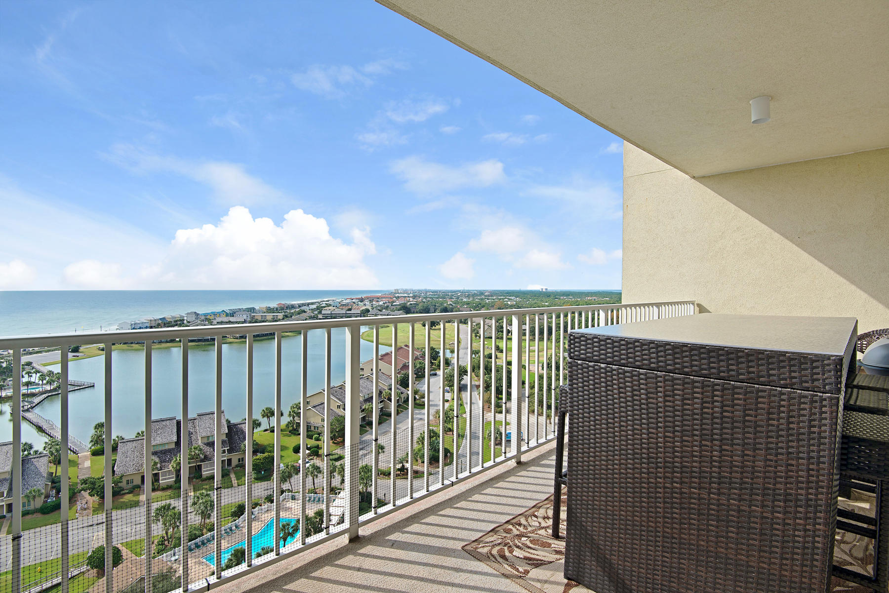 ARIEL DUNES II - Residential