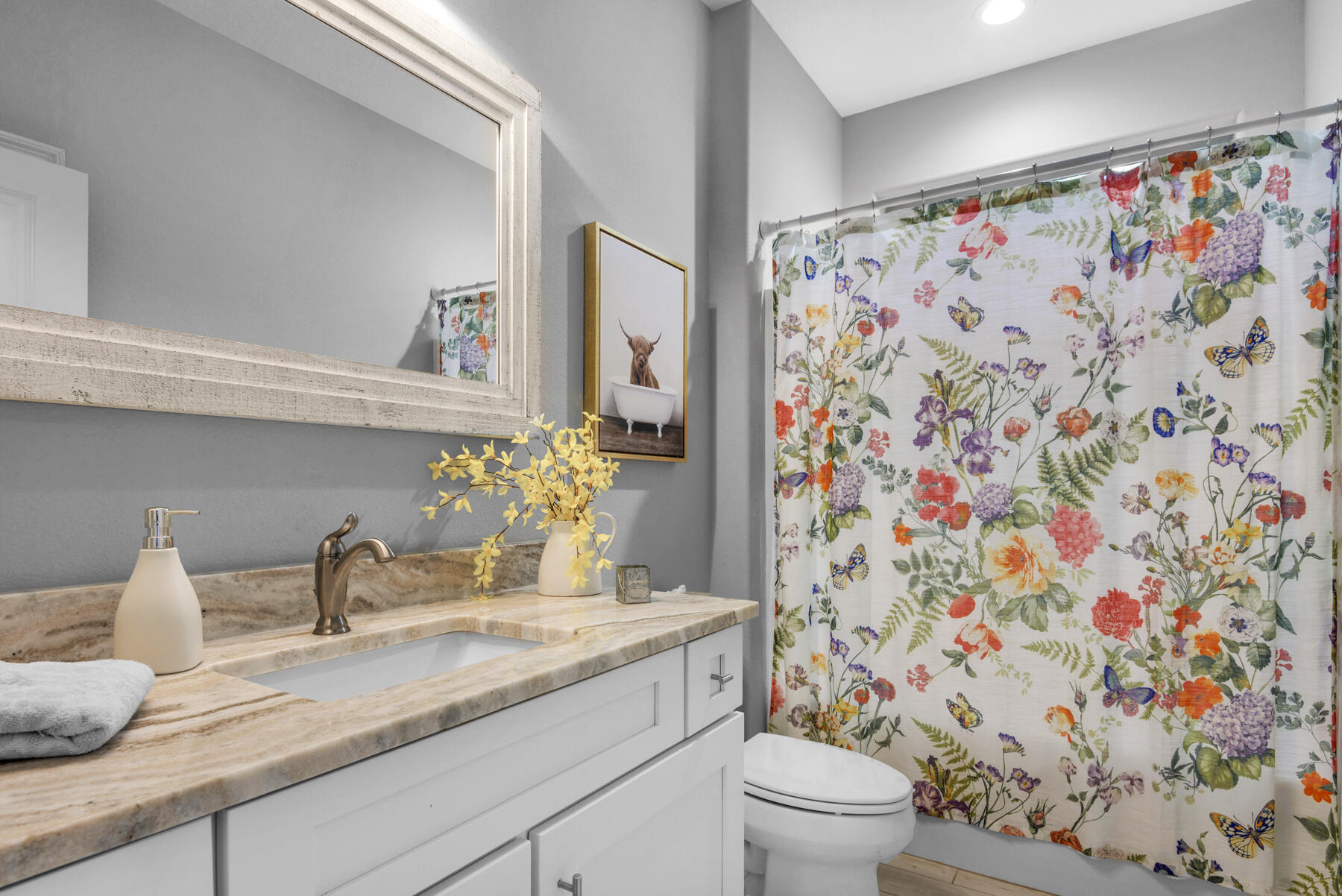 CAMELLIAS - Residential