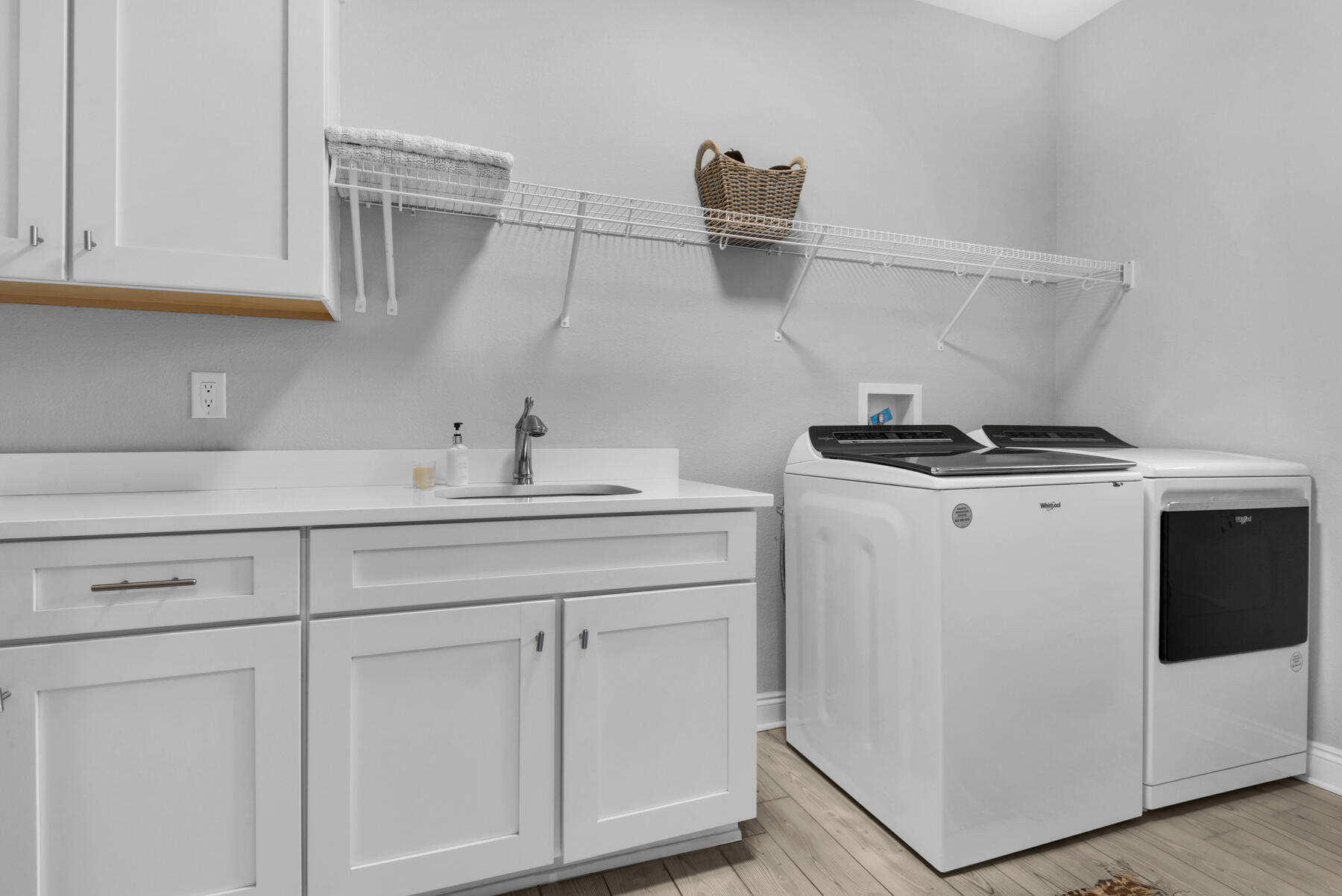 CAMELLIAS - Residential