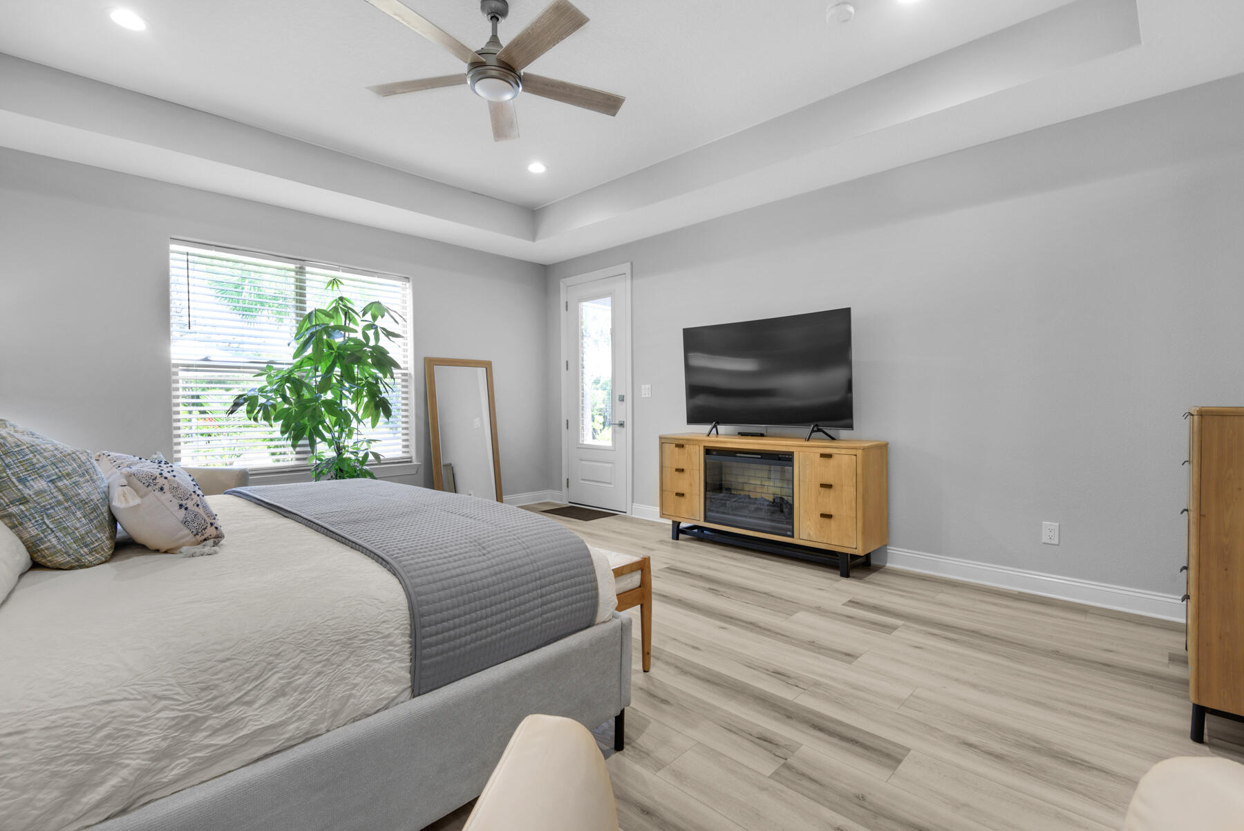 CAMELLIAS - Residential