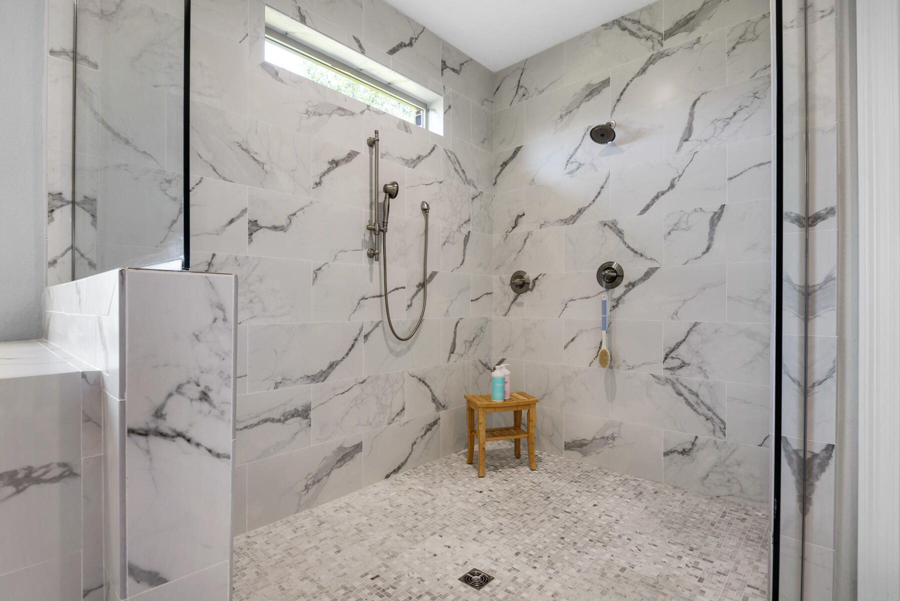 CAMELLIAS - Residential