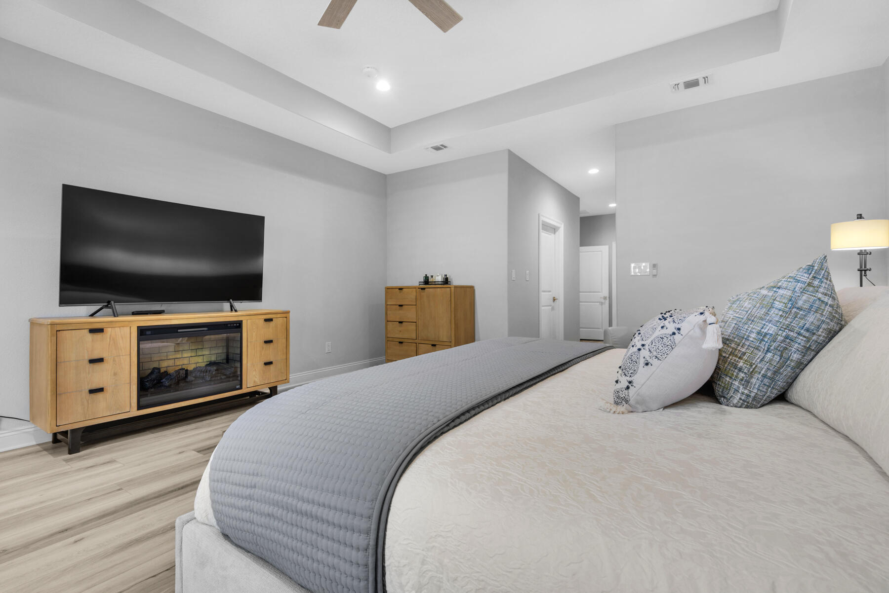 CAMELLIAS - Residential