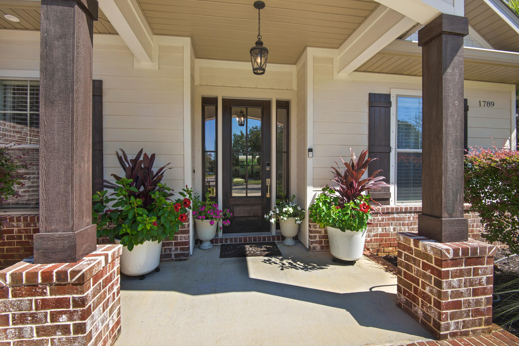 CAMELLIAS - Residential