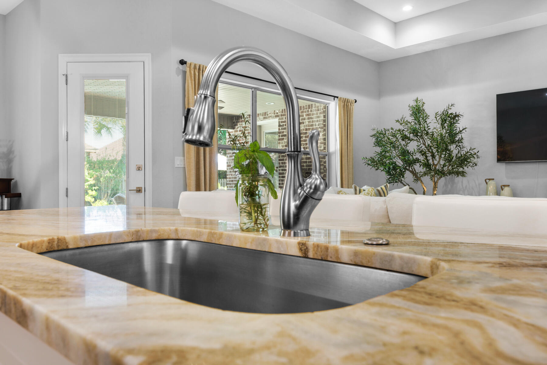 CAMELLIAS - Residential