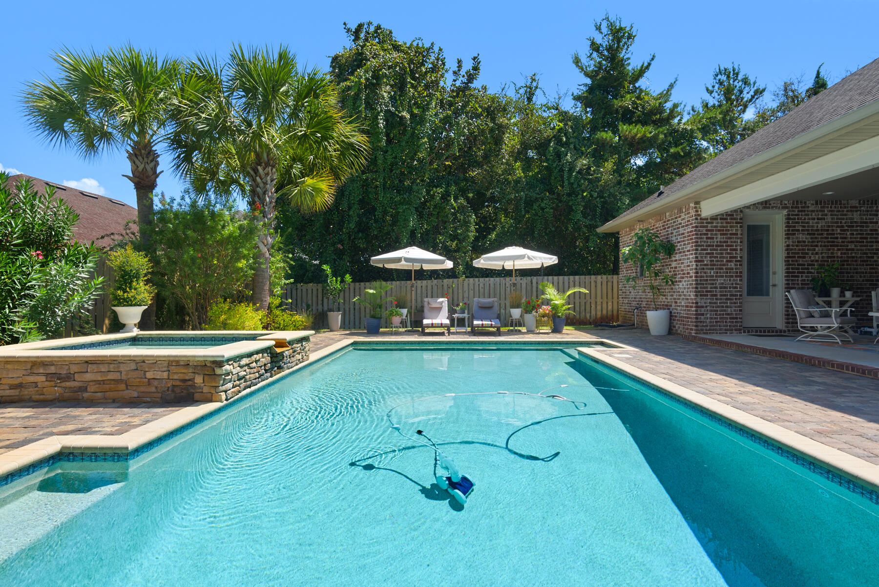 CAMELLIAS - Residential