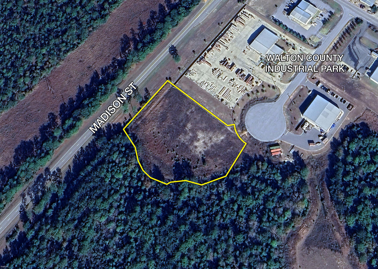 +/-2.73 Prime Industrial Acreage in the Emerging Market of Freeport, Florida! A boundary survey is uploaded to this listing. This acreage contains +/-268' of visibility along the Highway 331 (aka Business 331). Please inquire for further details.