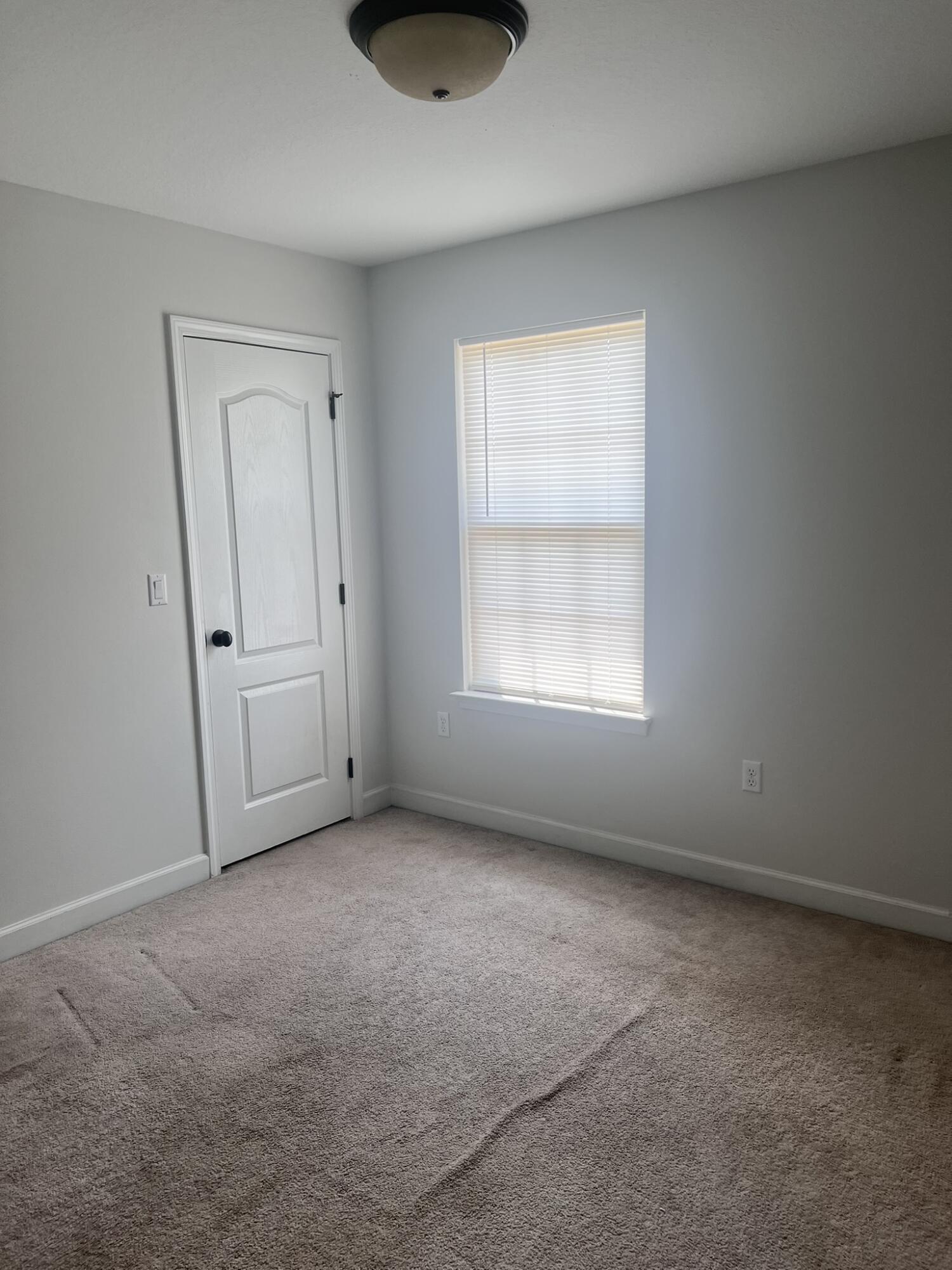 TRAILWOOD ESTATES - Residential Lease