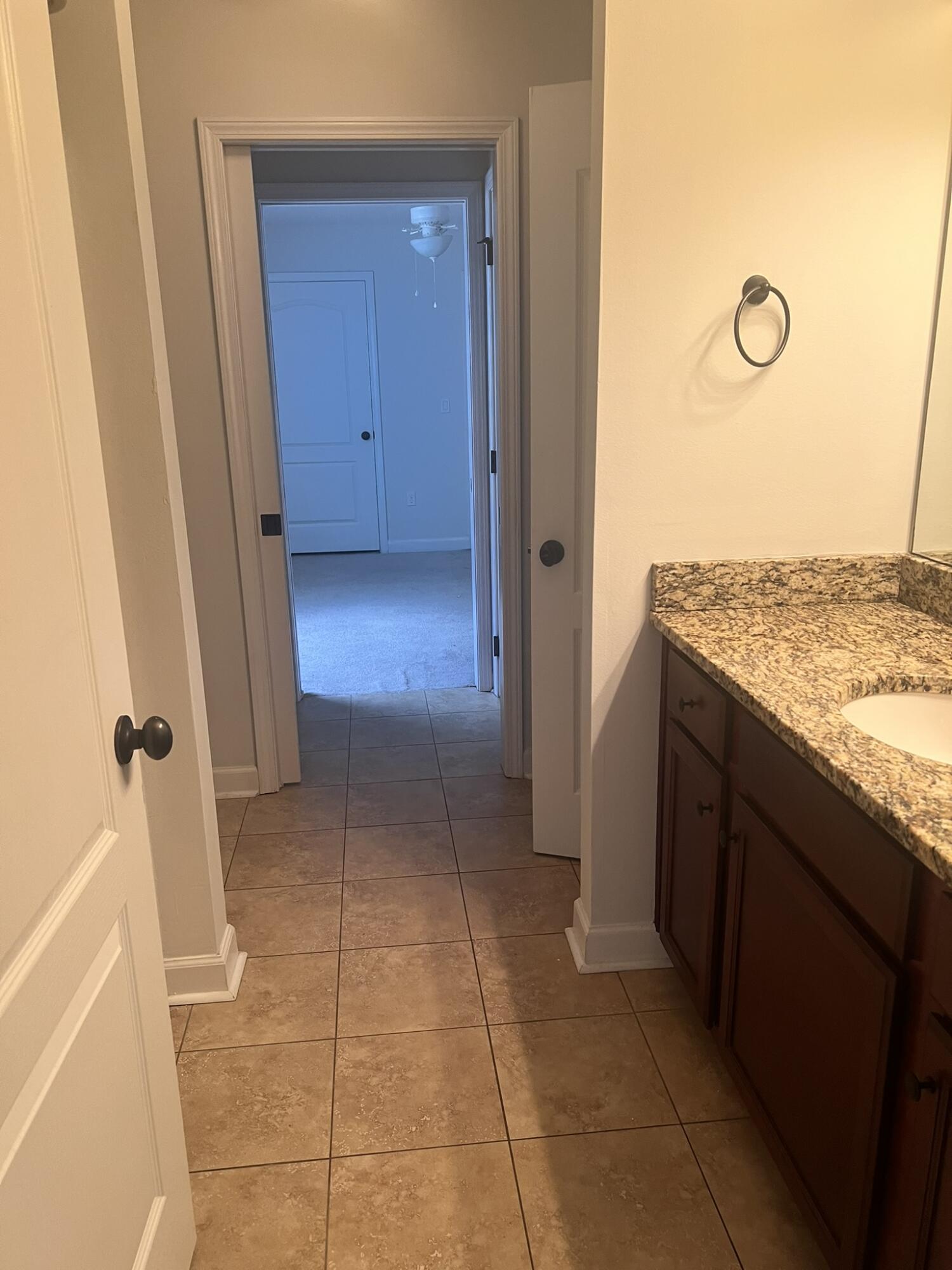 TRAILWOOD ESTATES - Residential Lease