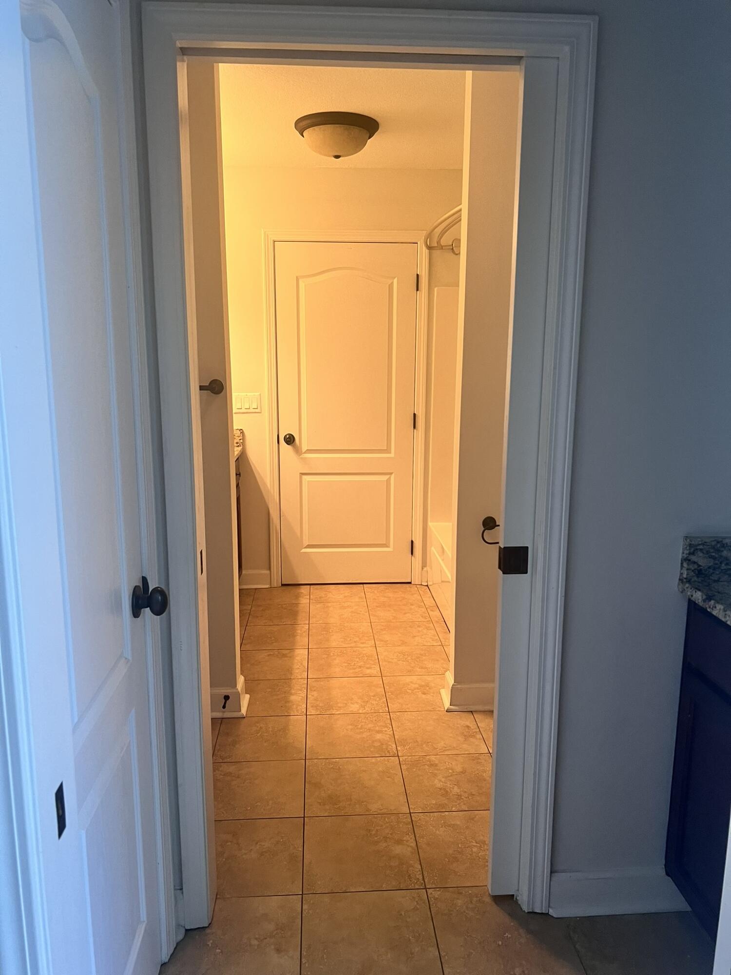 TRAILWOOD ESTATES - Residential Lease