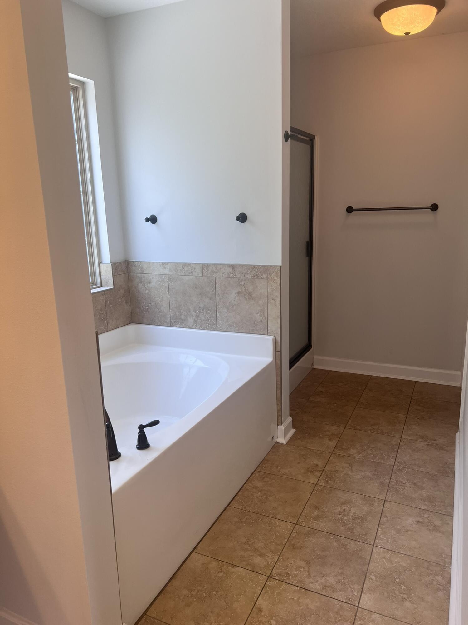 TRAILWOOD ESTATES - Residential Lease