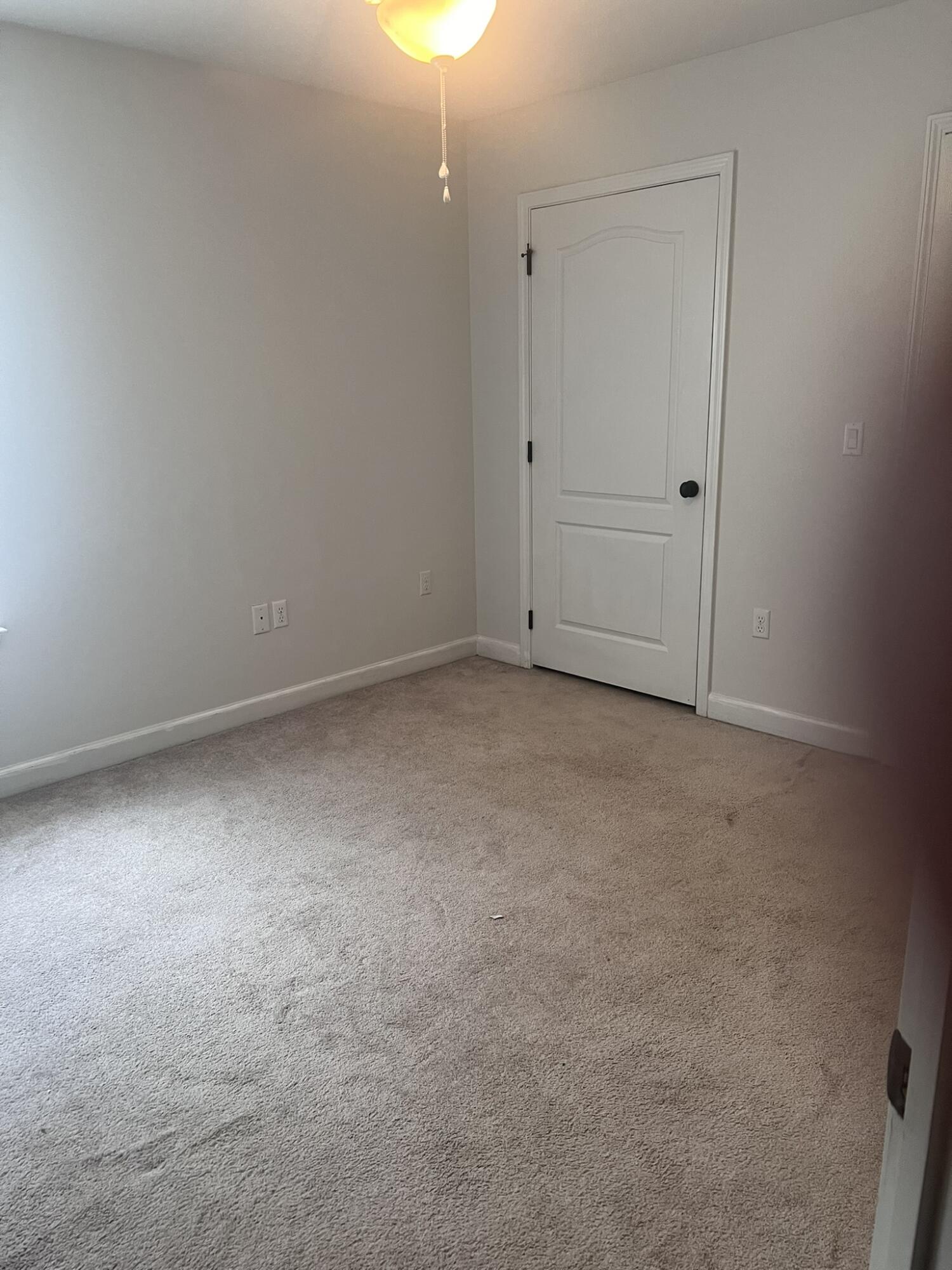 TRAILWOOD ESTATES - Residential Lease