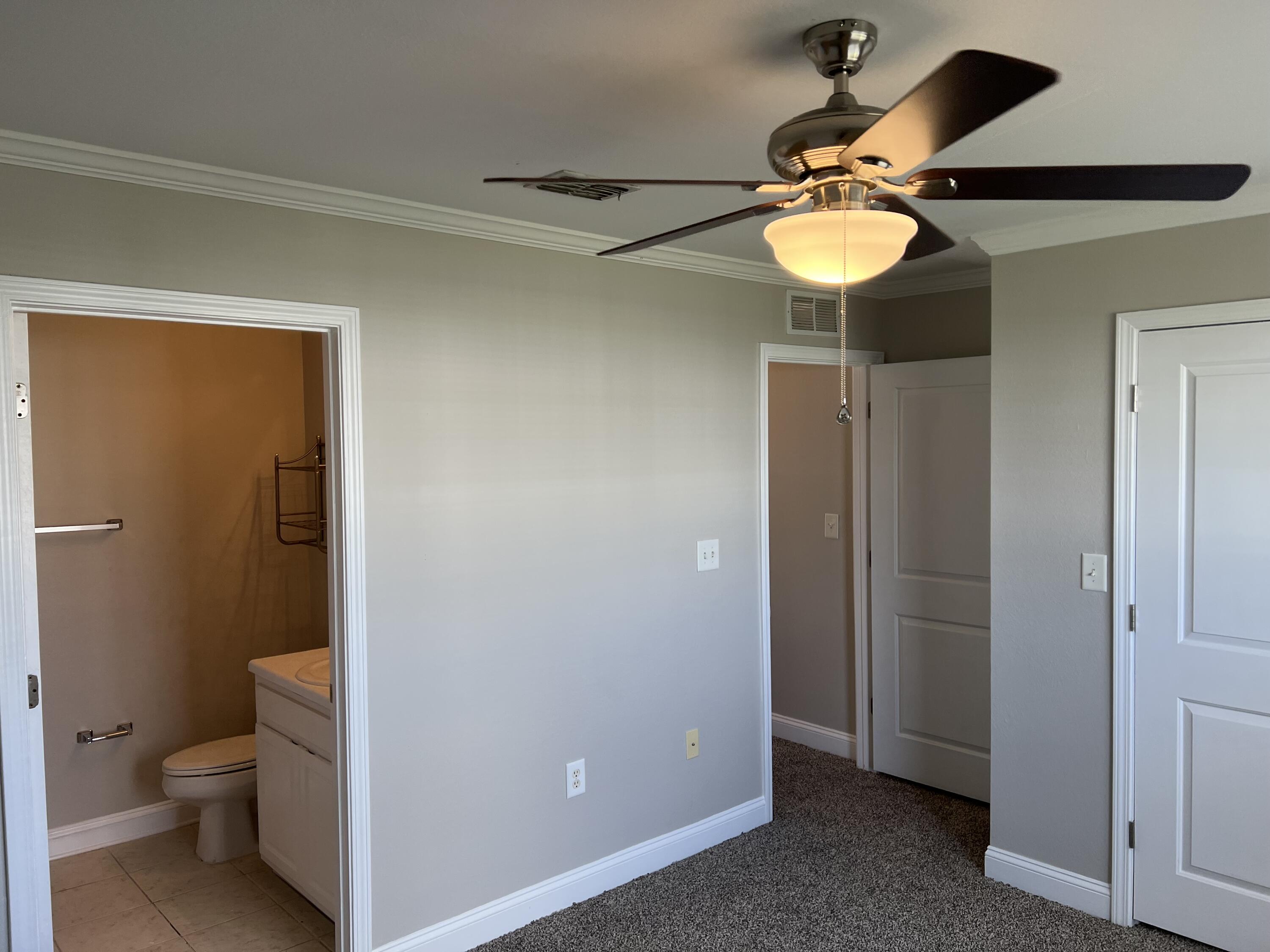 VERANDAS OF FREEPORT, THE - Residential Lease