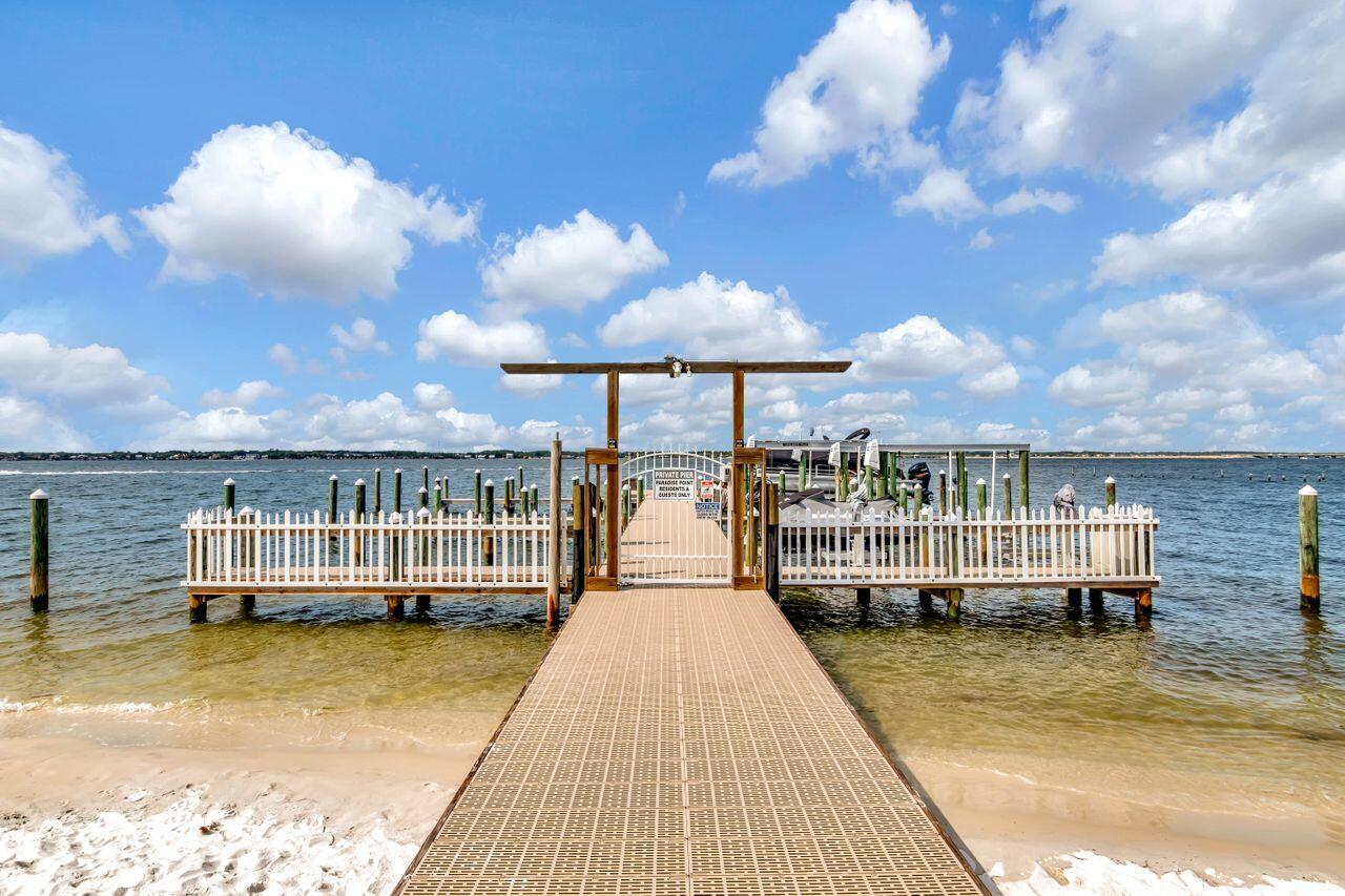 PARADISE POINT T/H - Residential