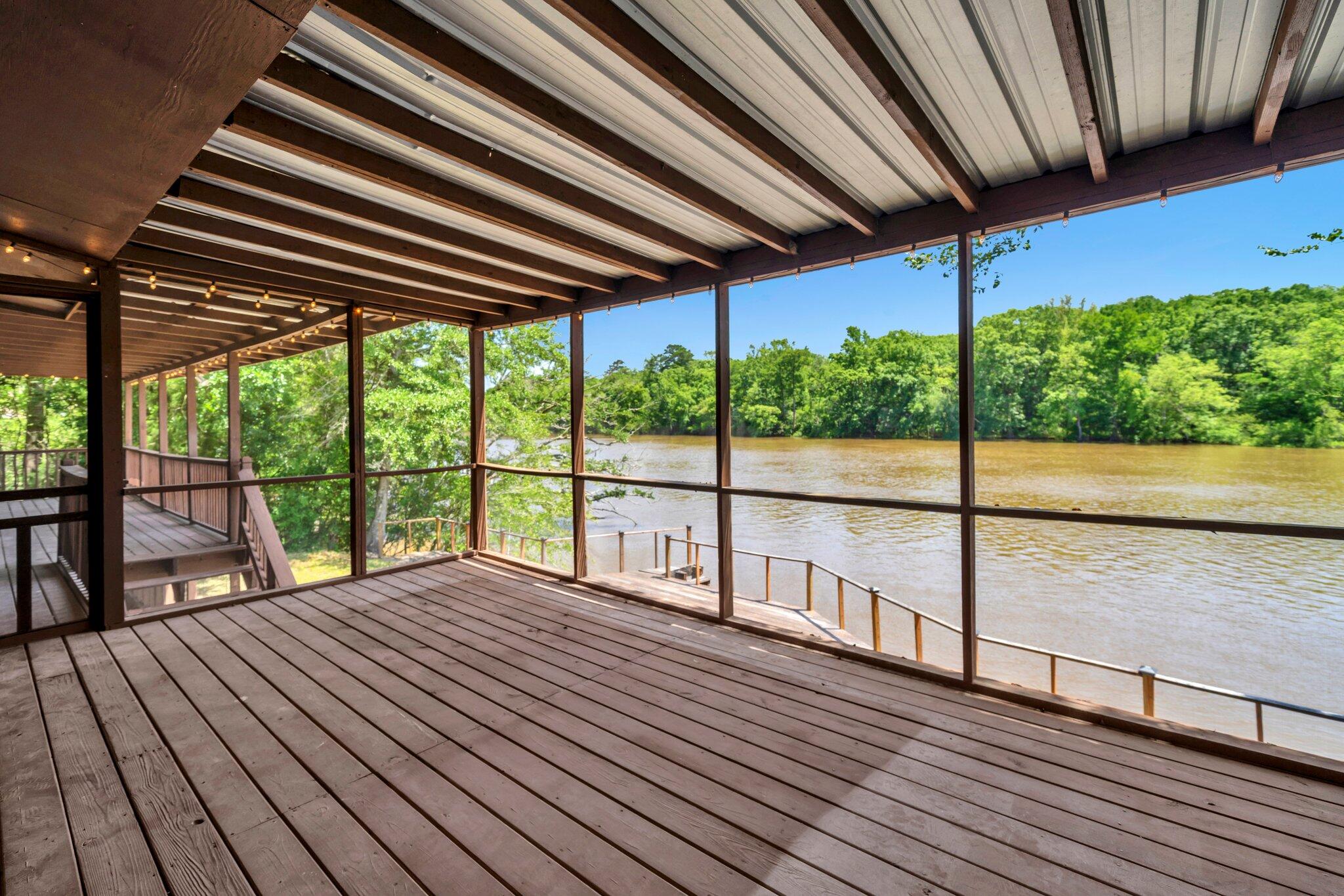 CHOCTAWHATCHEE RIVER ESTATES - Residential