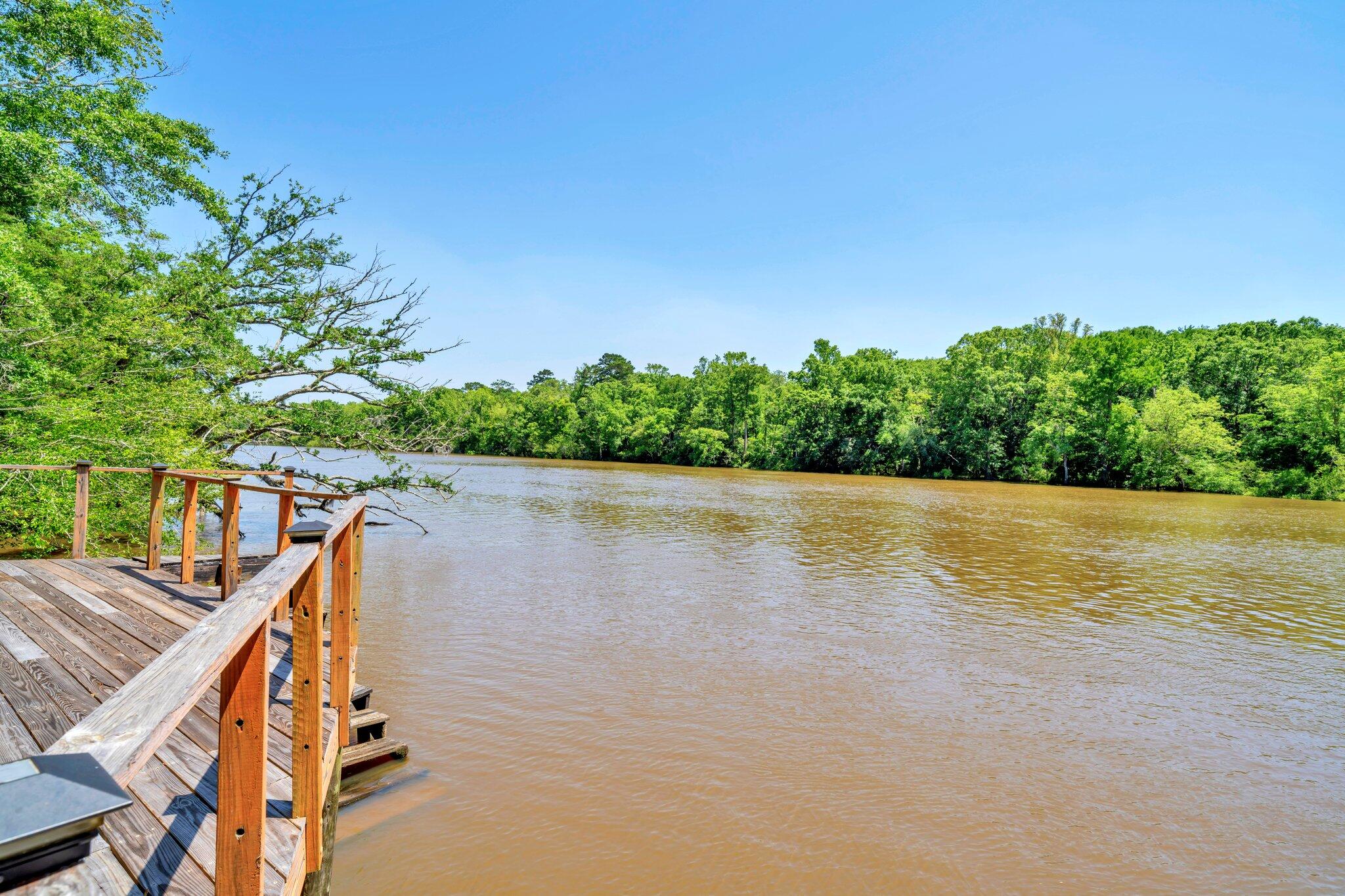 CHOCTAWHATCHEE RIVER ESTATES - Residential