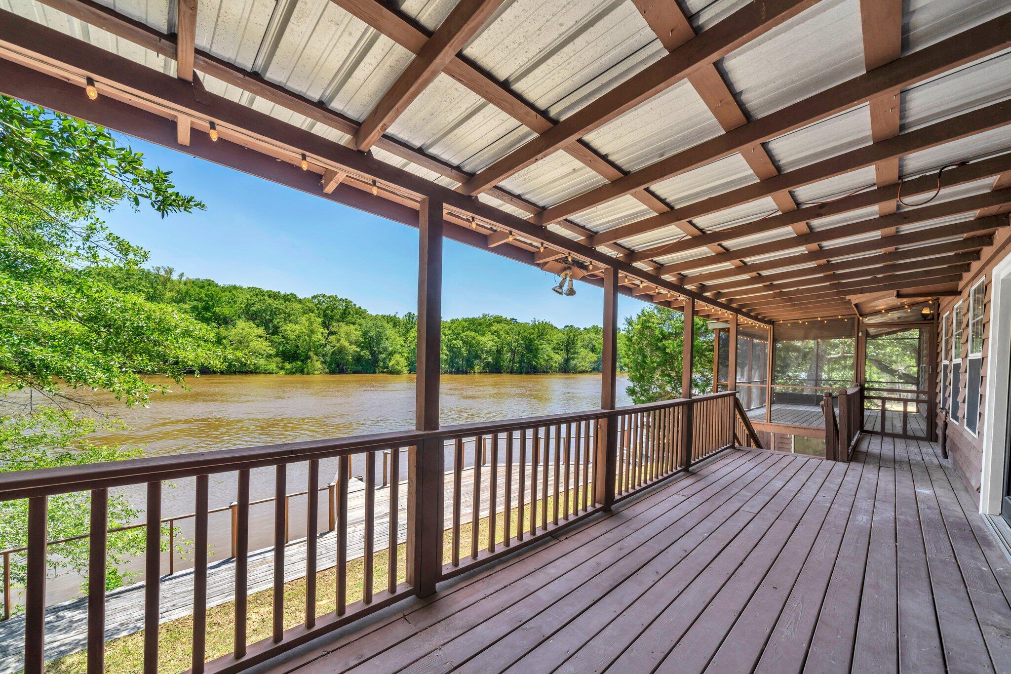 CHOCTAWHATCHEE RIVER ESTATES - Residential