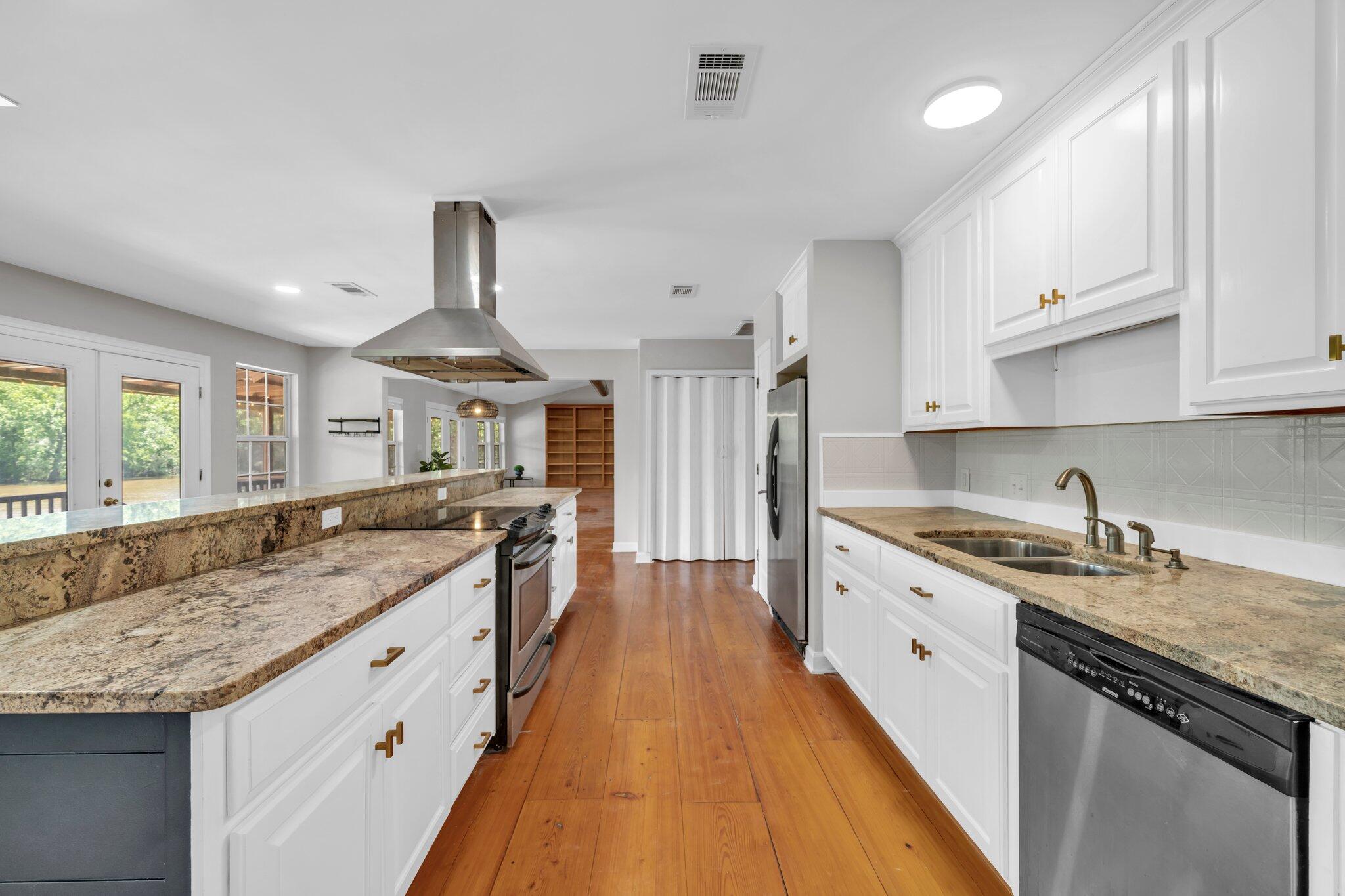 CHOCTAWHATCHEE RIVER ESTATES - Residential