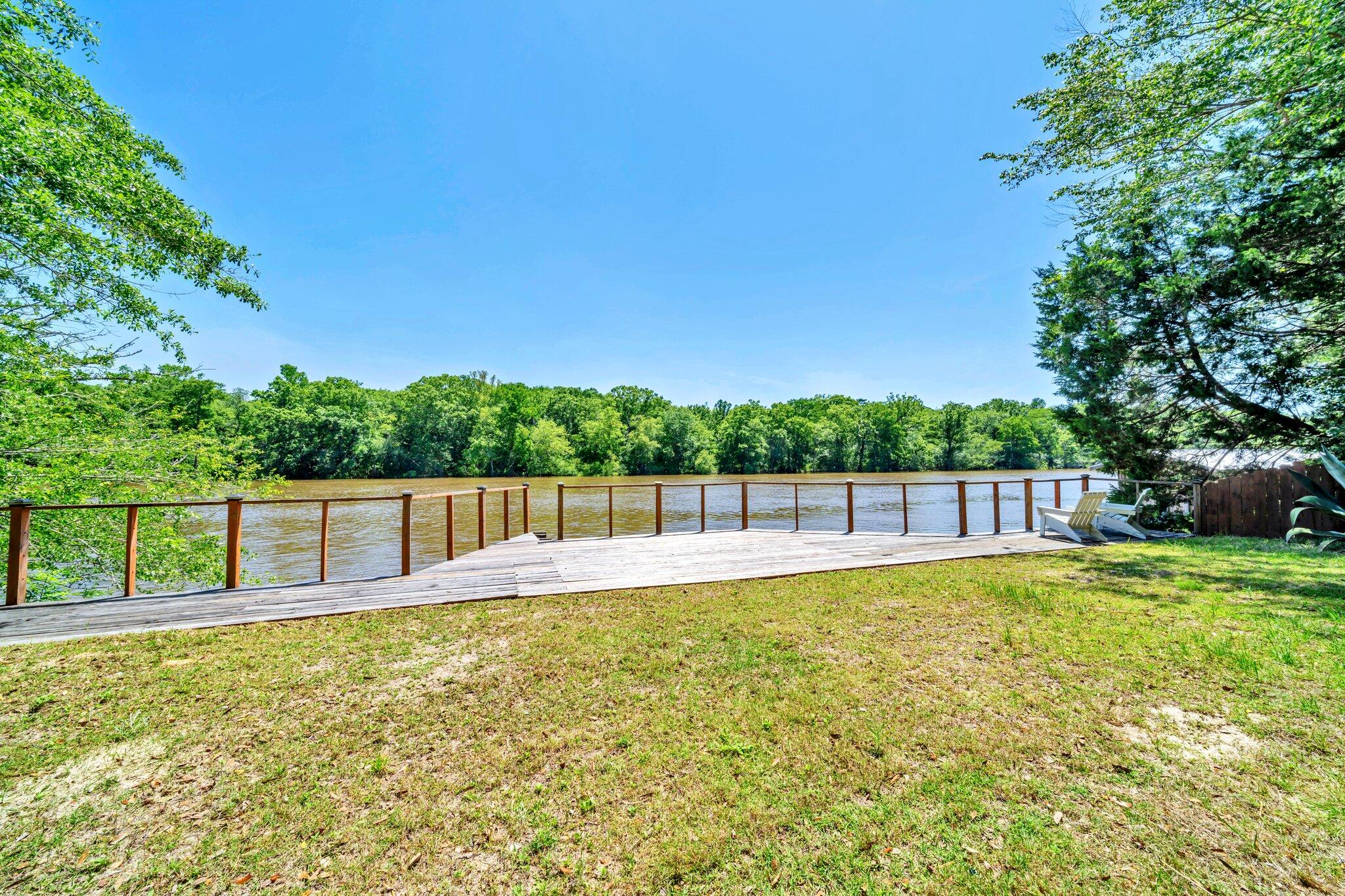 CHOCTAWHATCHEE RIVER ESTATES - Residential